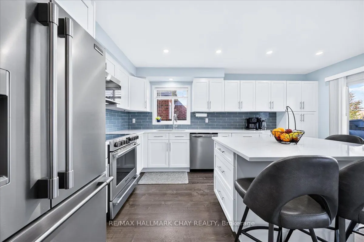 37 Joliette Place