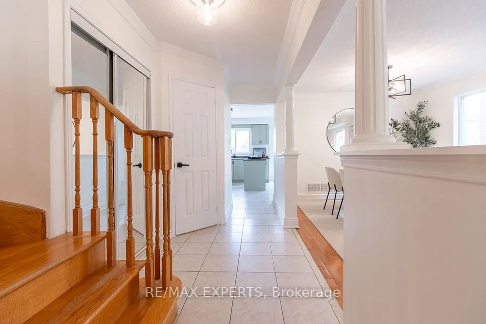 104 Echo Ridge Crescent