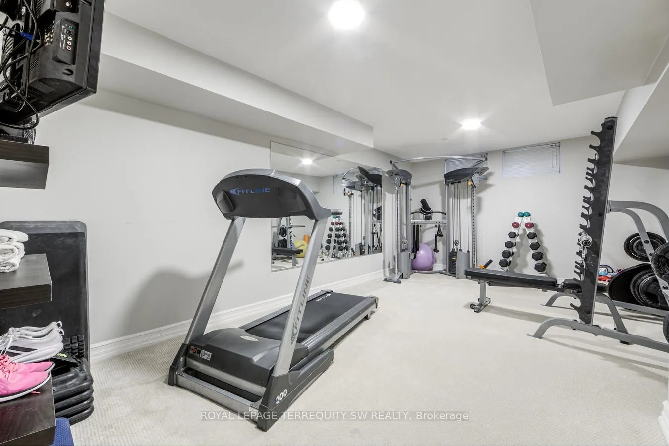 36 Captain Rolph Boulevard