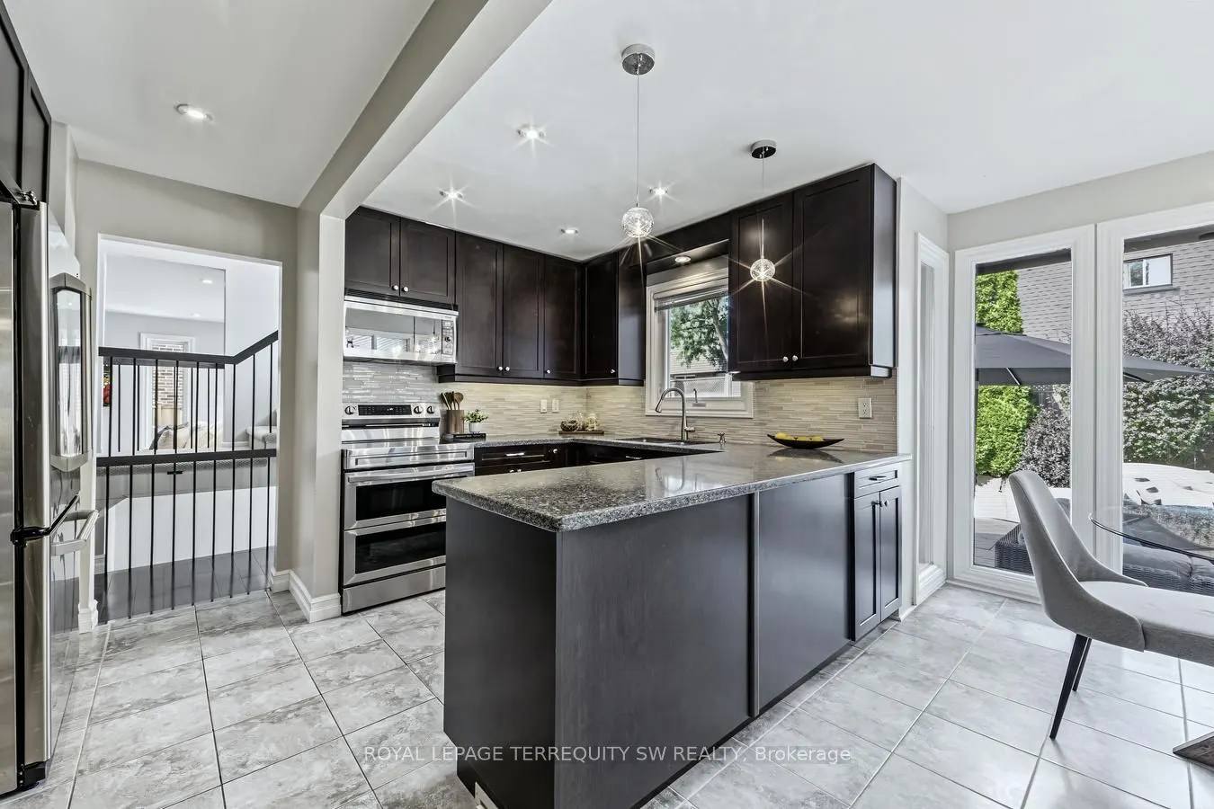 36 Captain Rolph Boulevard