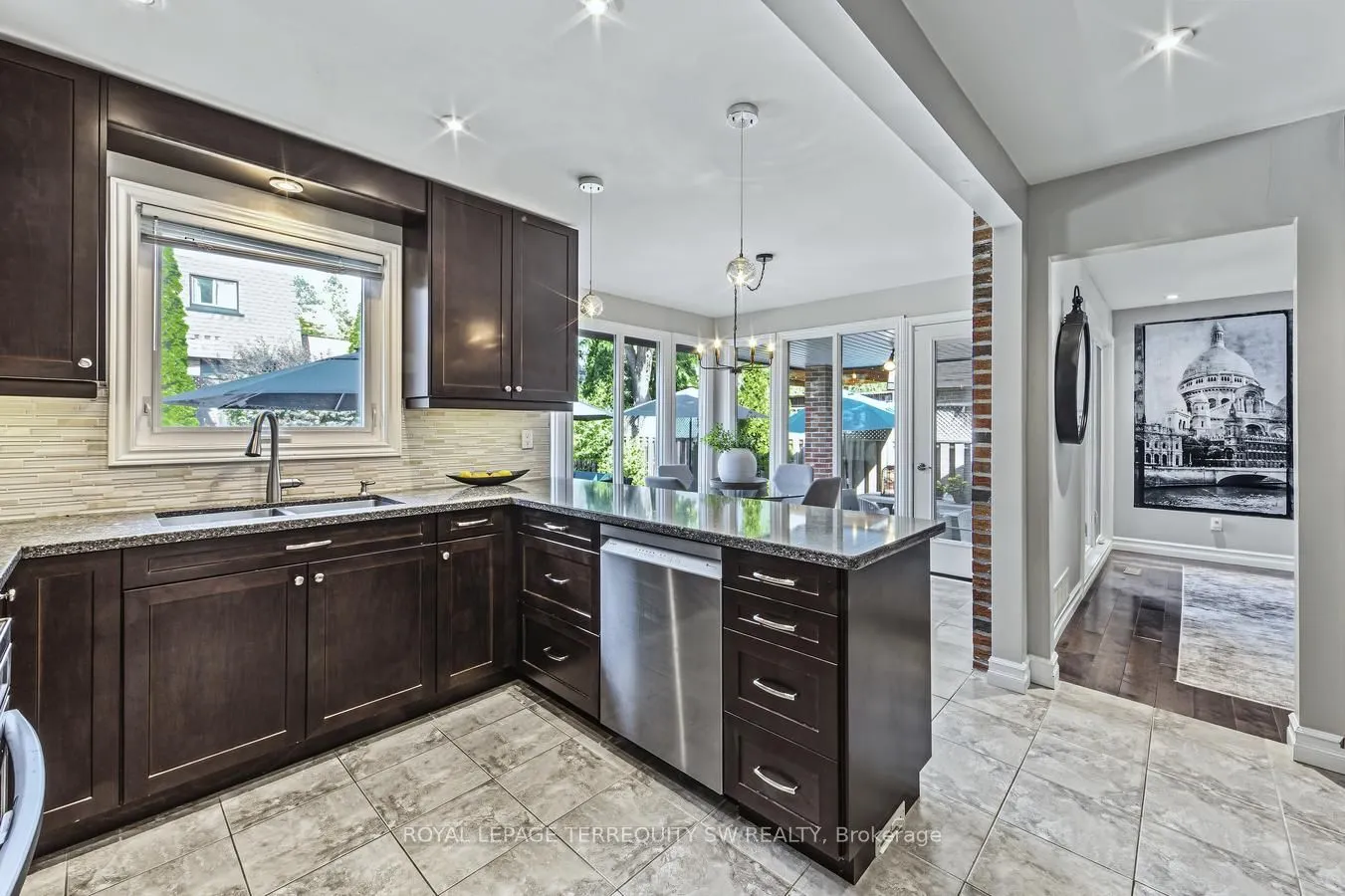 36 Captain Rolph Boulevard