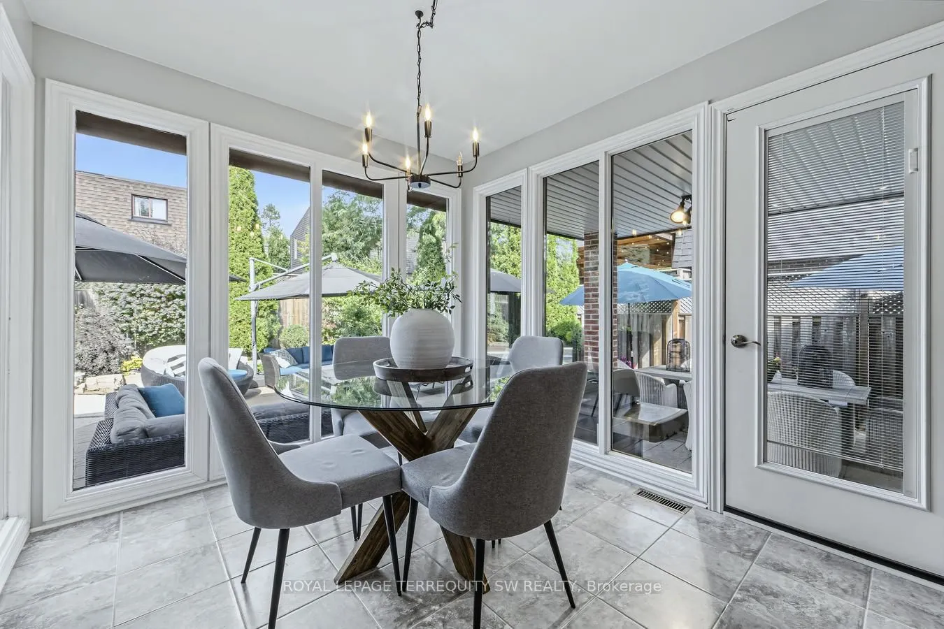 36 Captain Rolph Boulevard