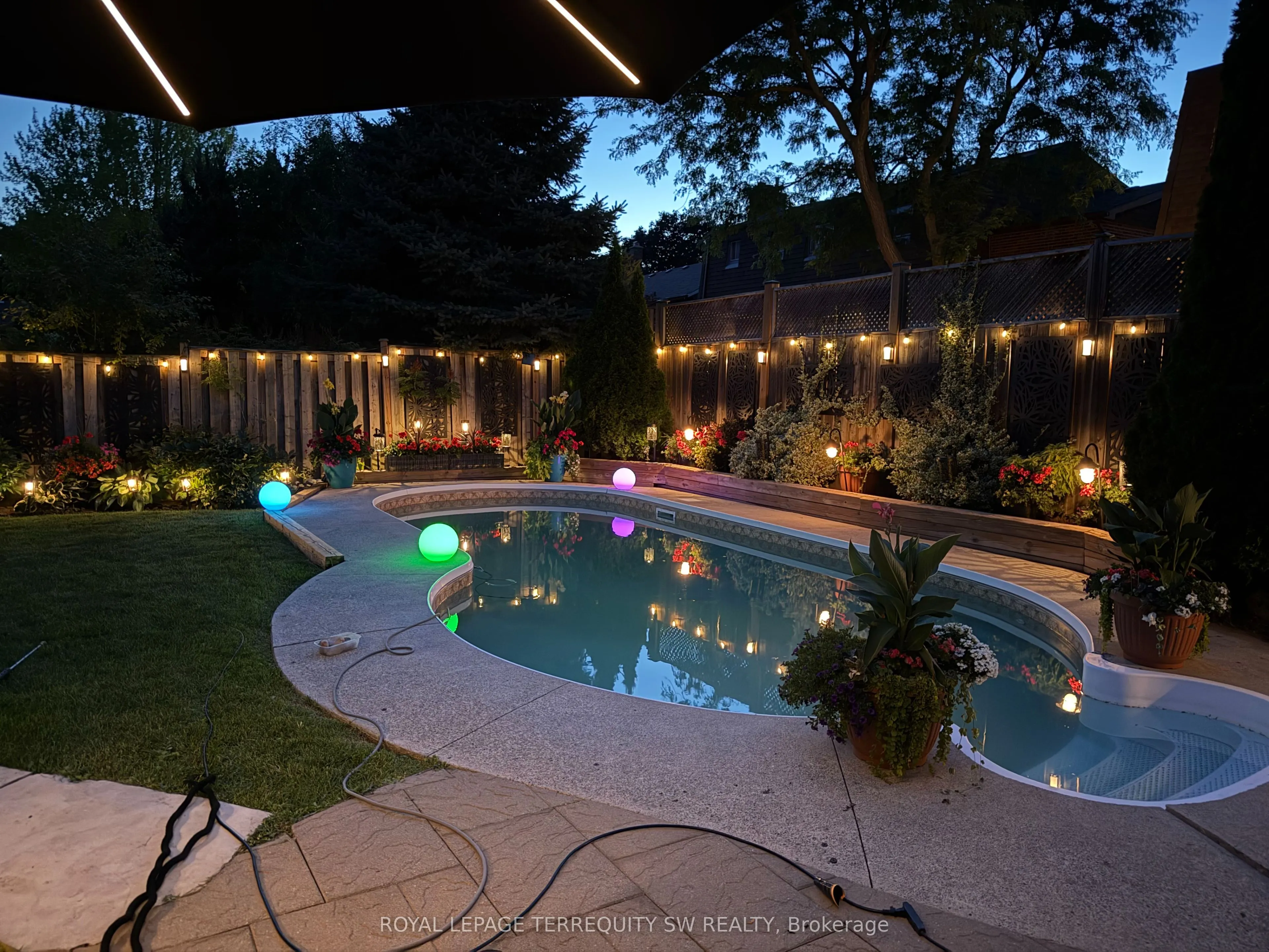36 Captain Rolph Boulevard