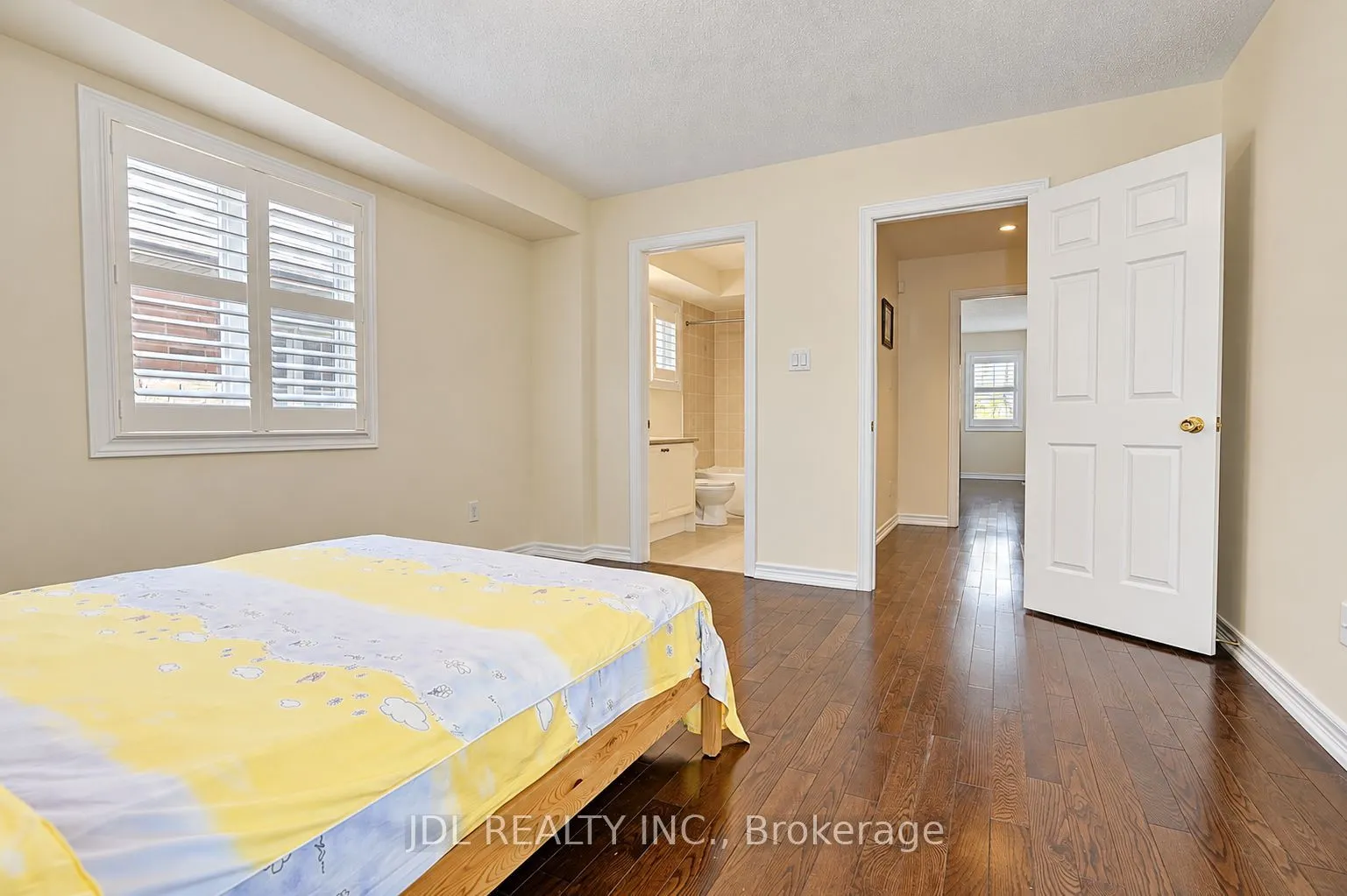 11 Herbert Wales Crescent