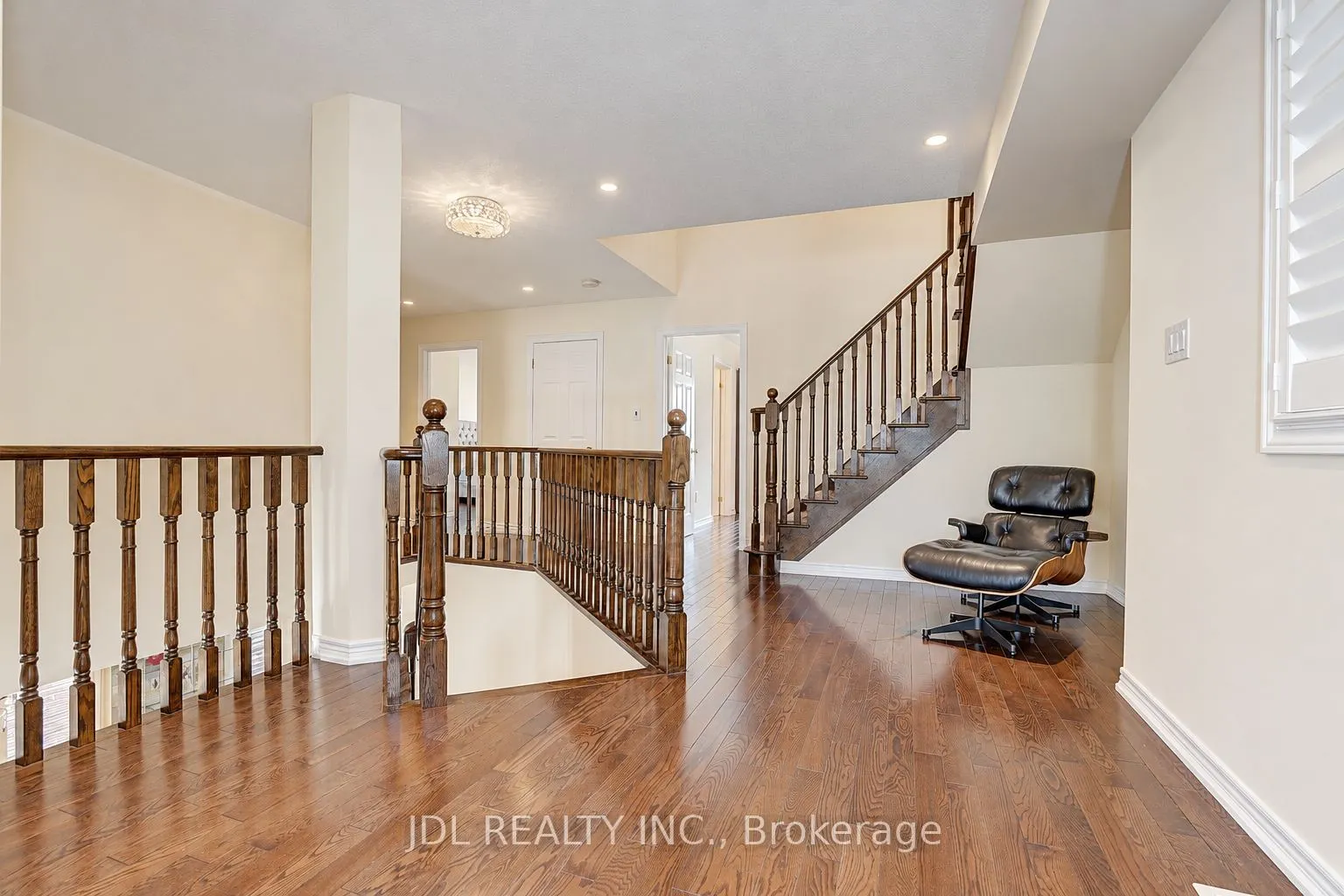 11 Herbert Wales Crescent