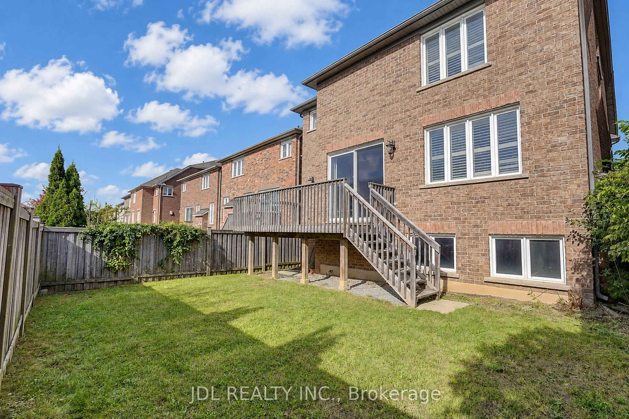11 Herbert Wales Crescent