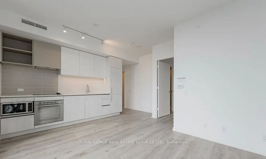 7890 Jane Street #2106