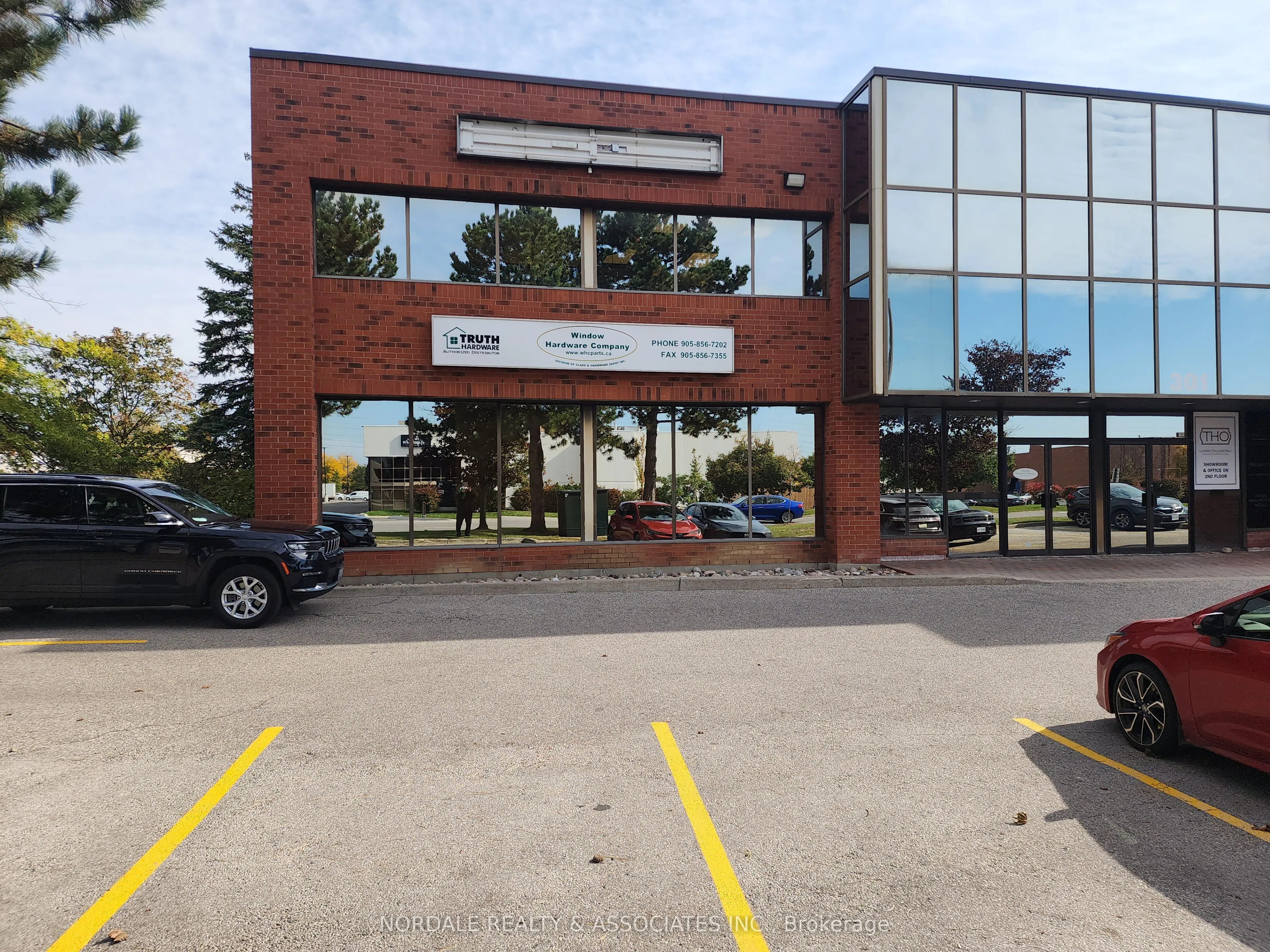 301 Jevlan Drive #2A