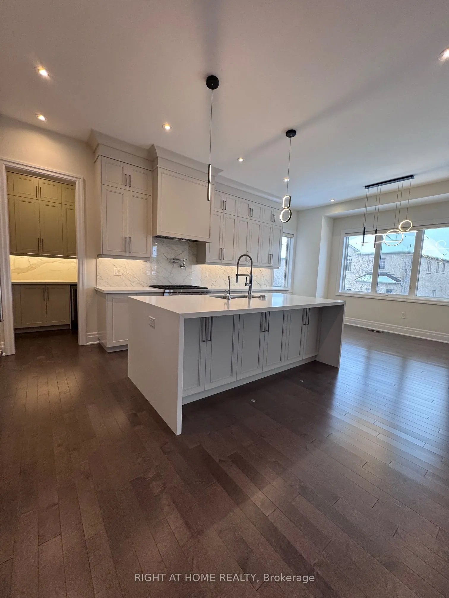 21 Casavant Court