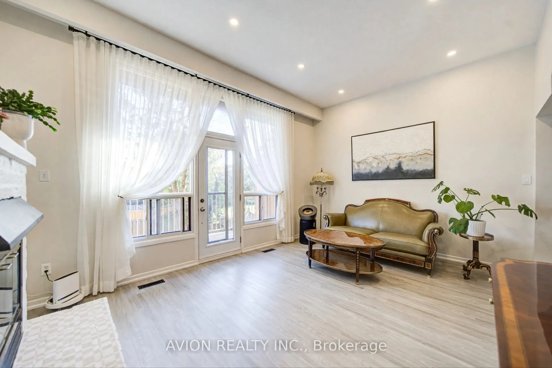 11 Plaisance Road #25