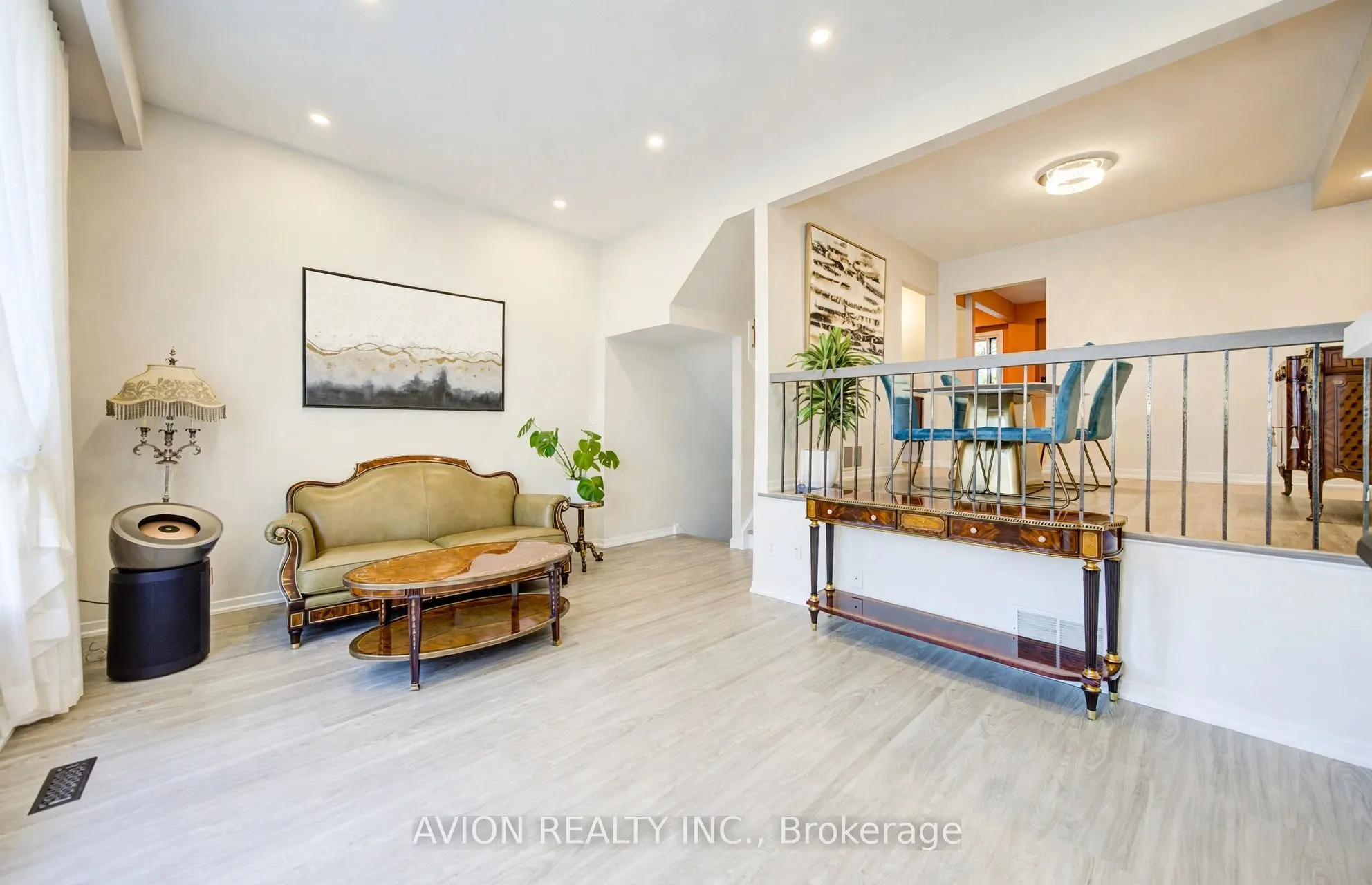 11 Plaisance Road #25