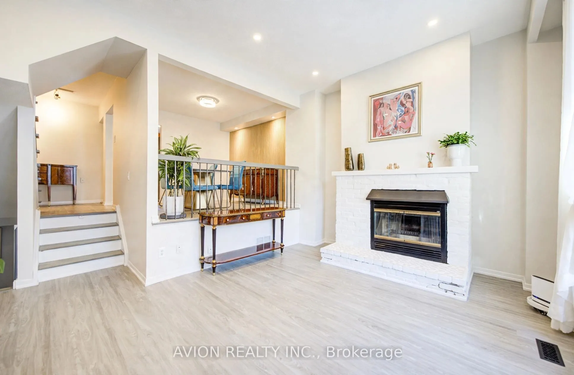 11 Plaisance Road #25