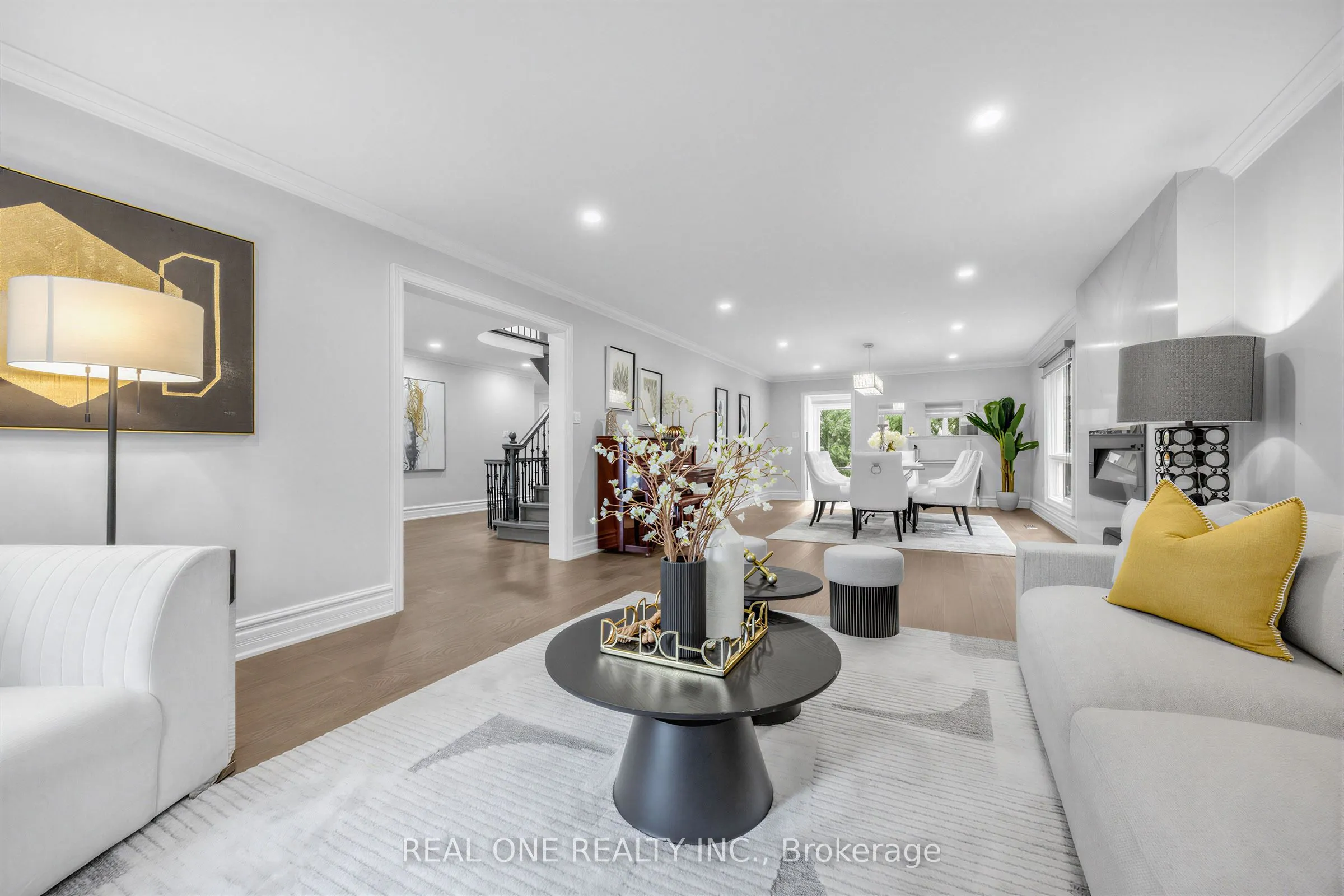 52 Fenwick Crescent