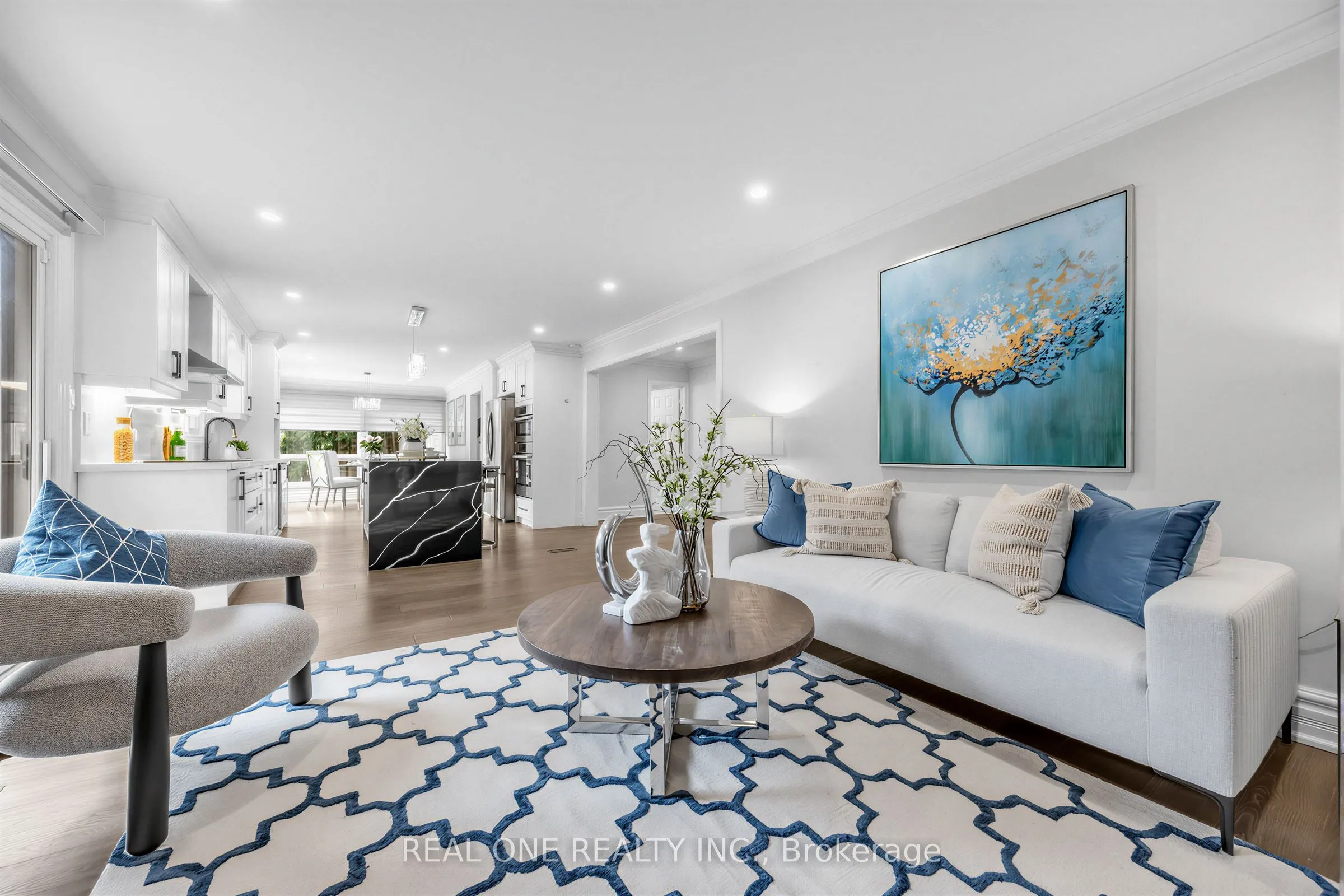 52 Fenwick Crescent
