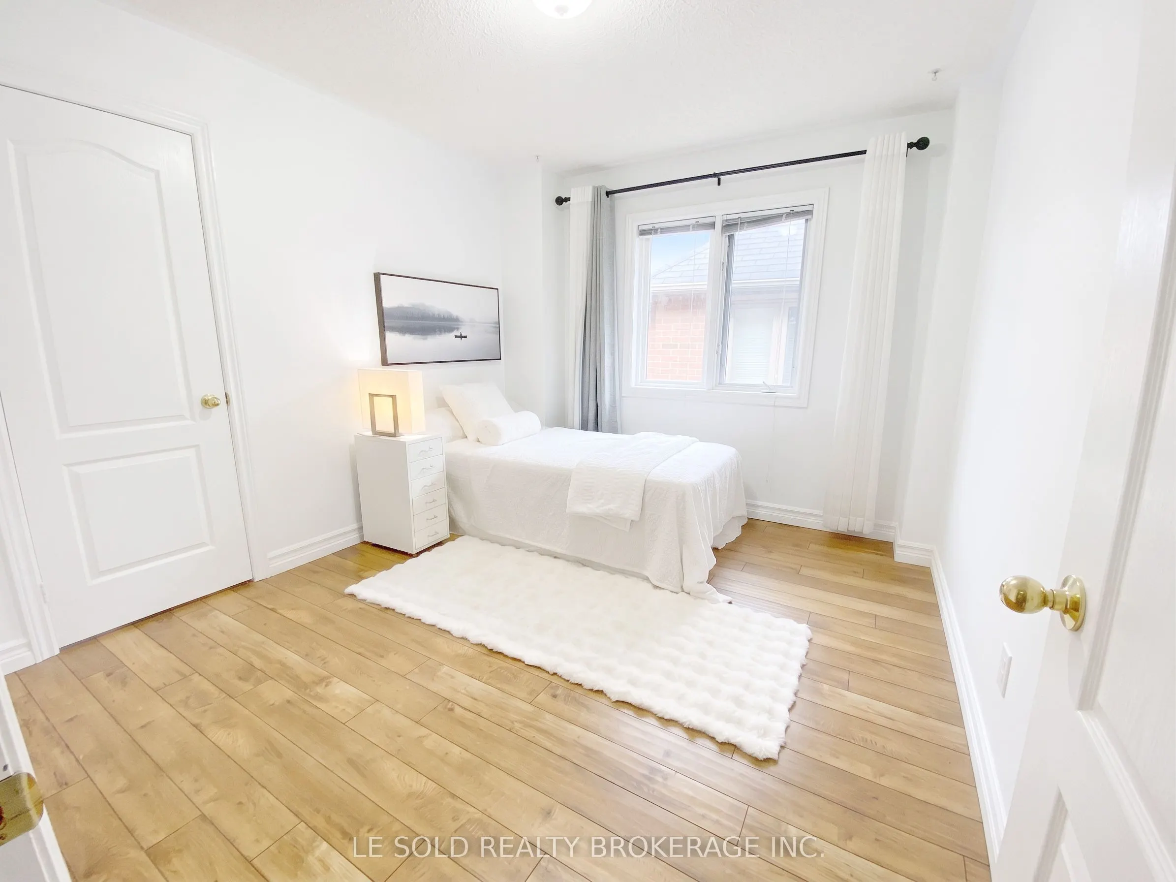 76 Larratt Lane