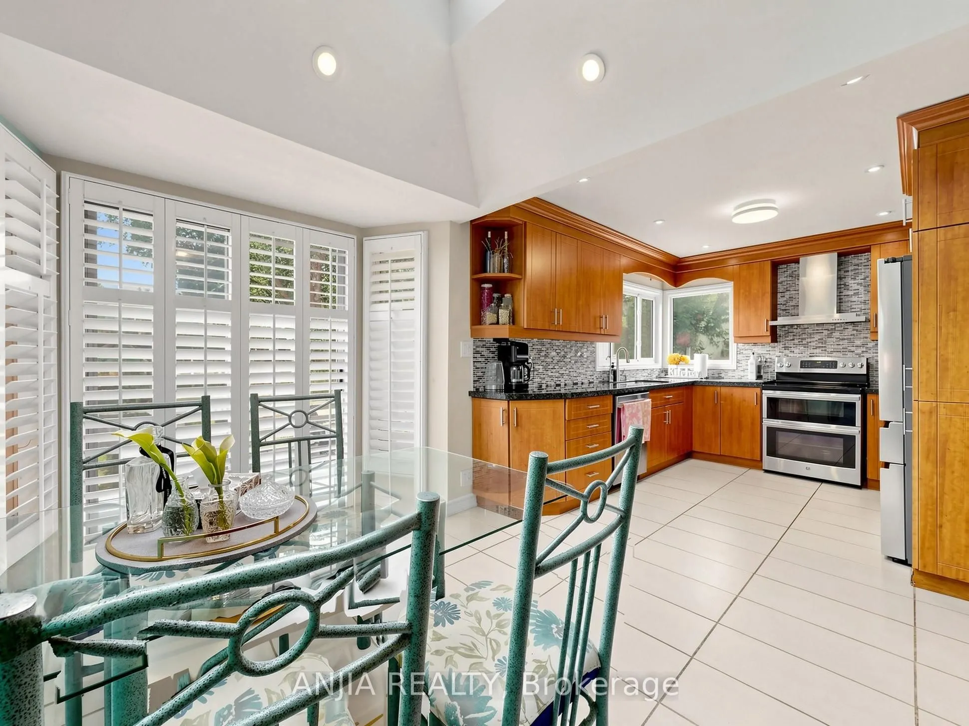 50 Hollingham Road