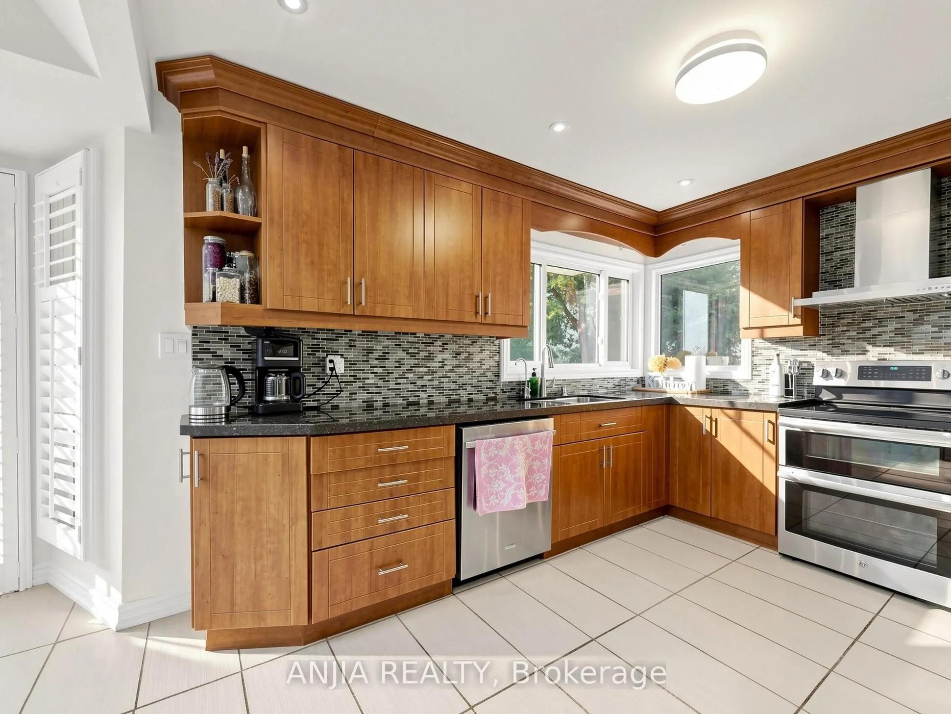 50 Hollingham Road