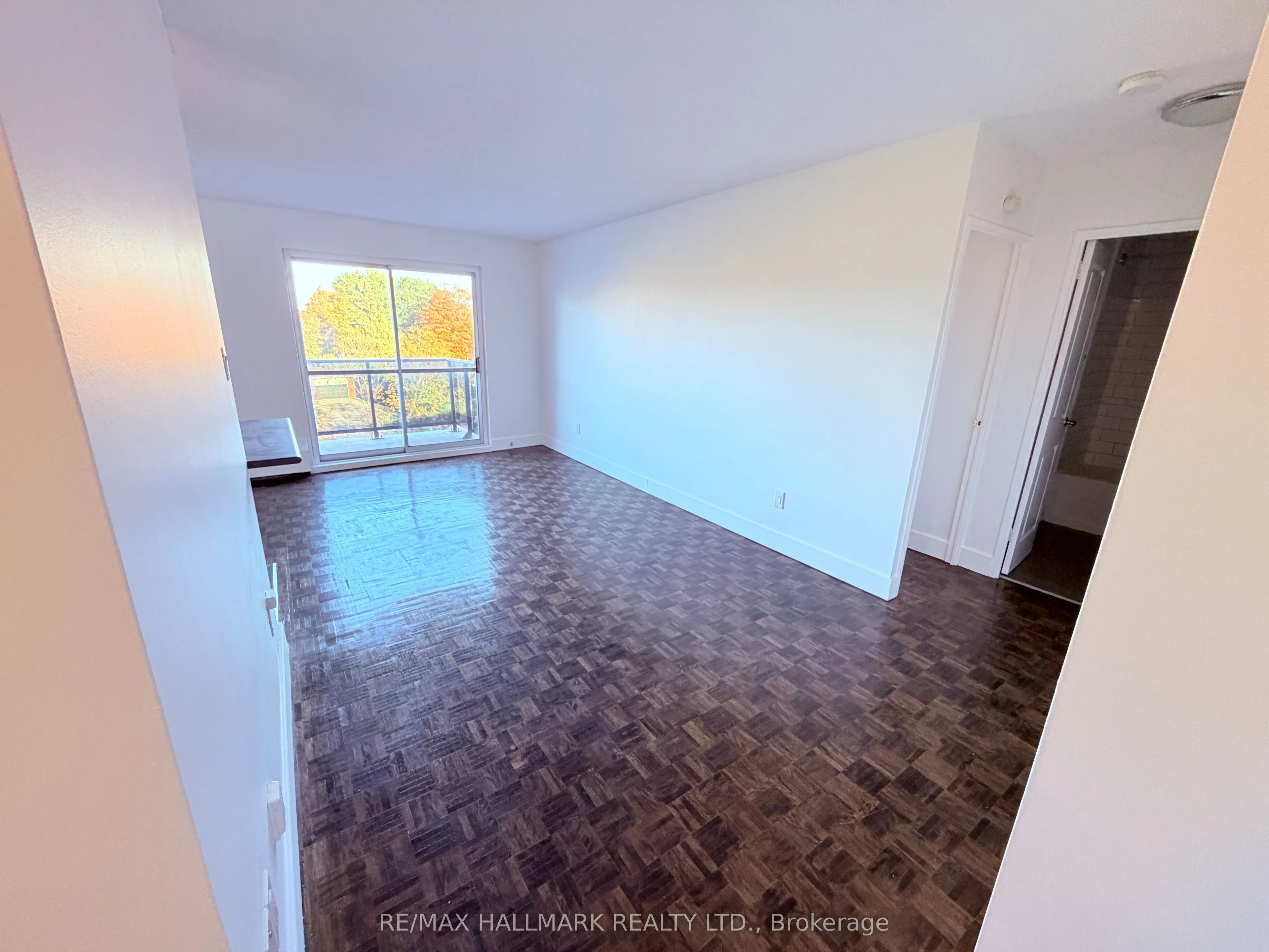 7 Albert Street #409