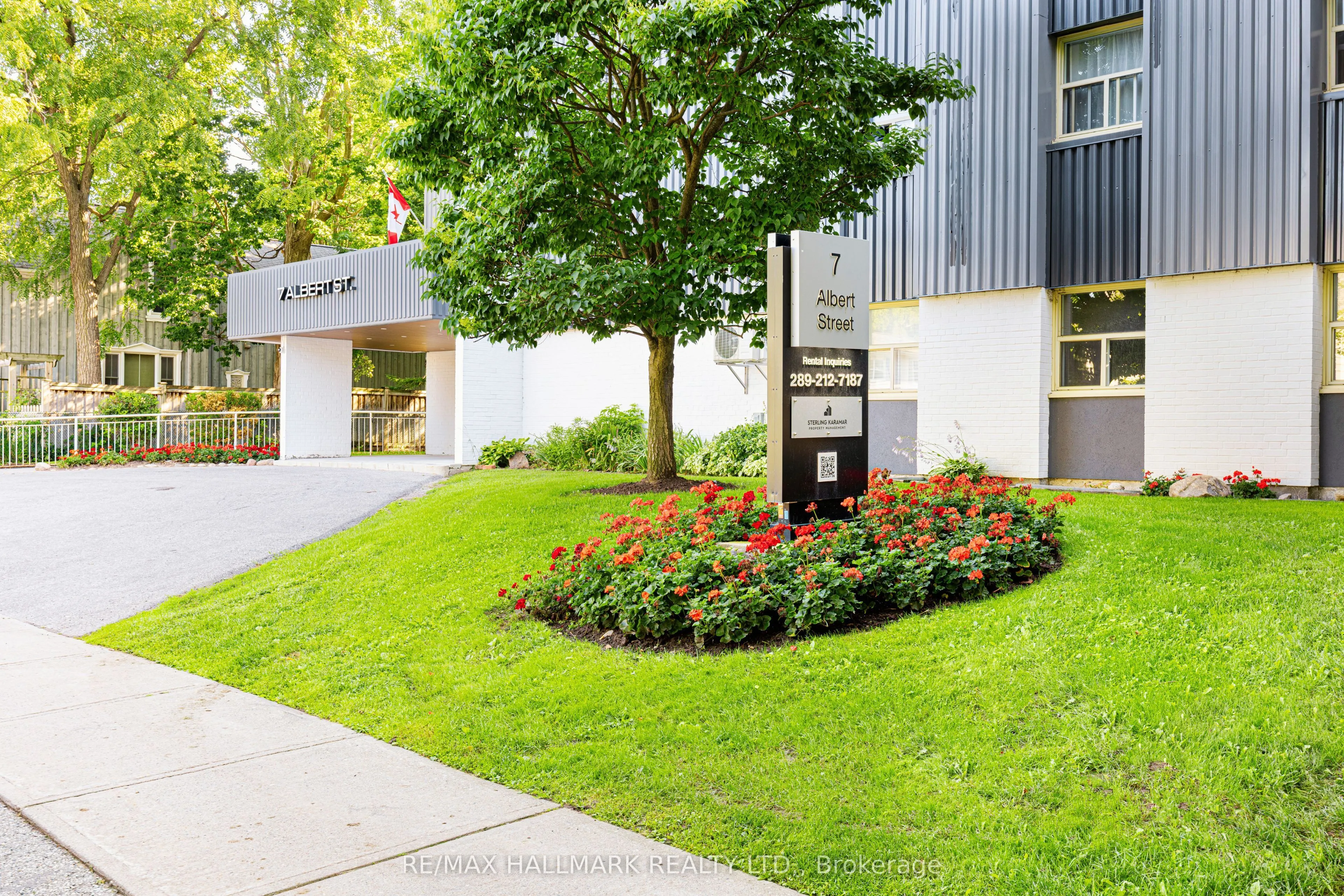 7 Albert Street #409