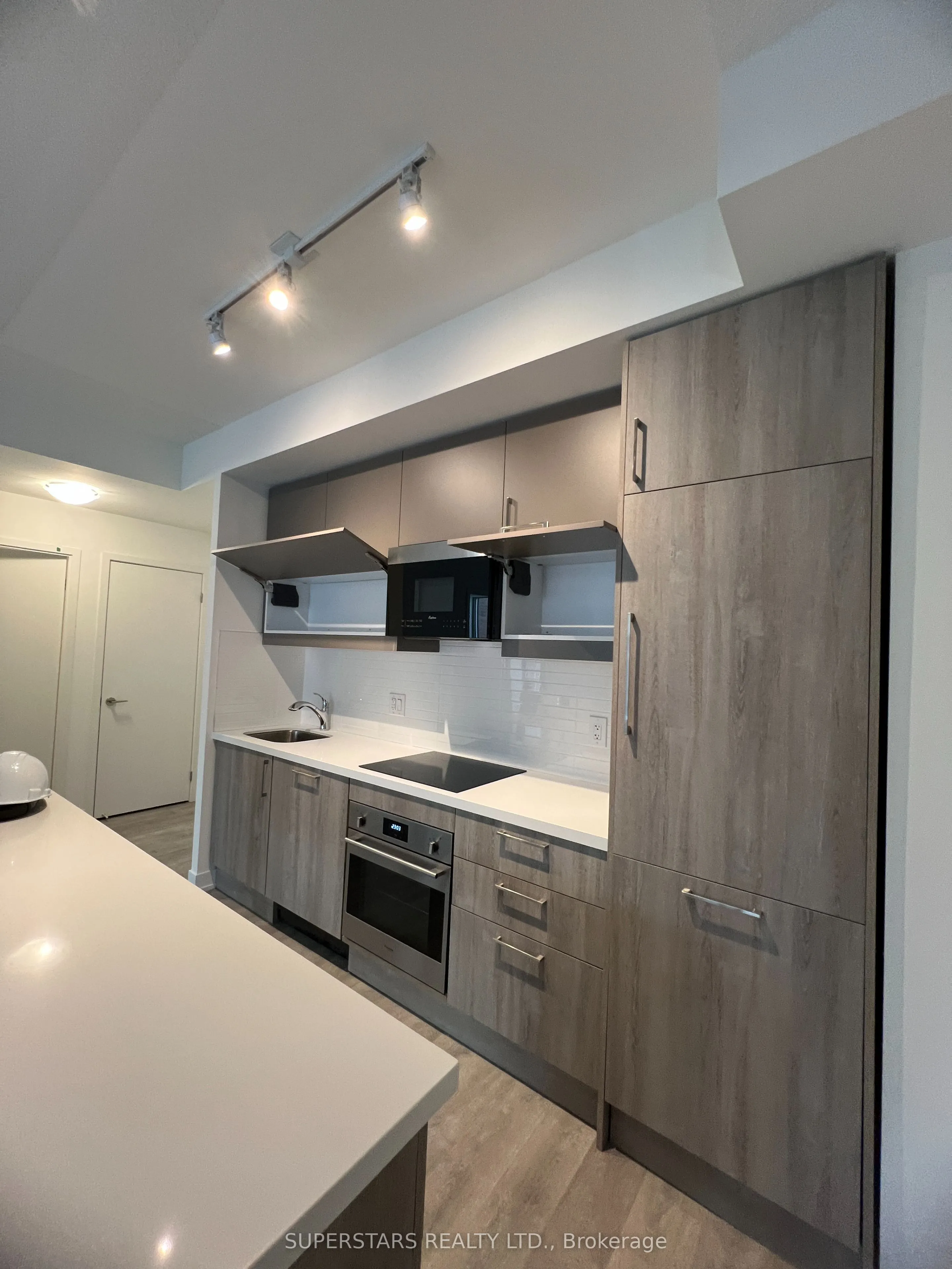 8119 Birchmount Road #833