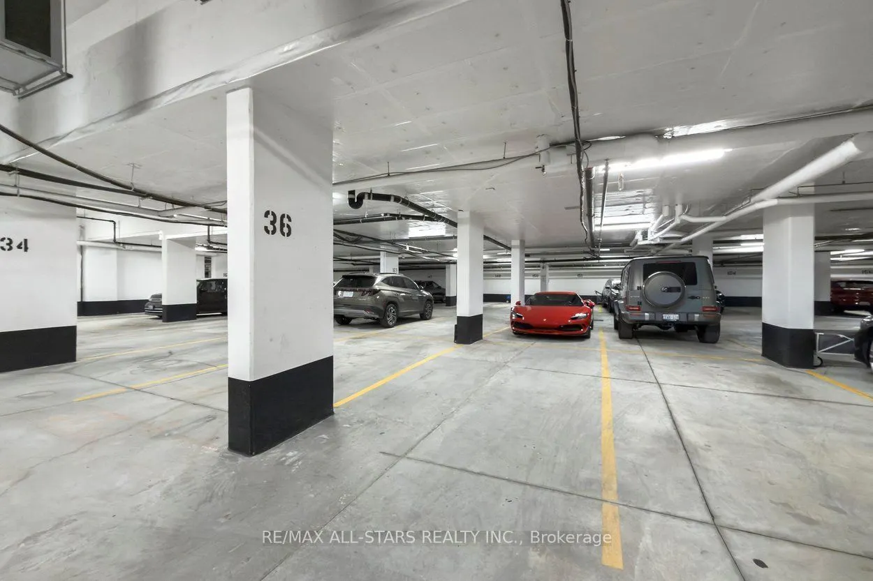20 Fred Varley Drive #219