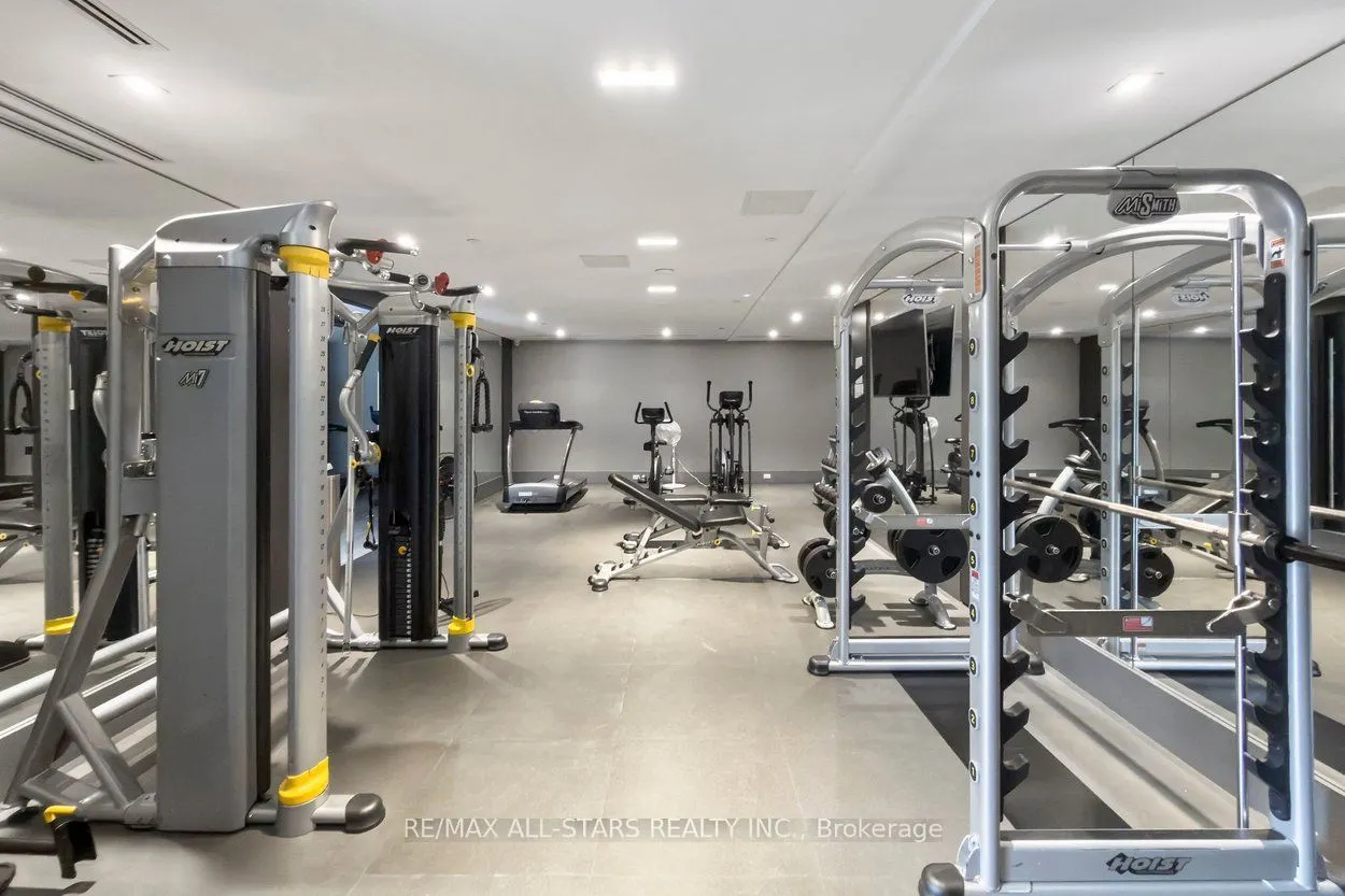 20 Fred Varley Drive #219
