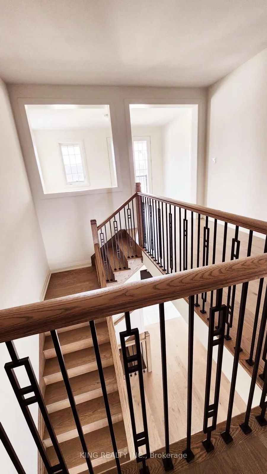 10 Alderwood Drive