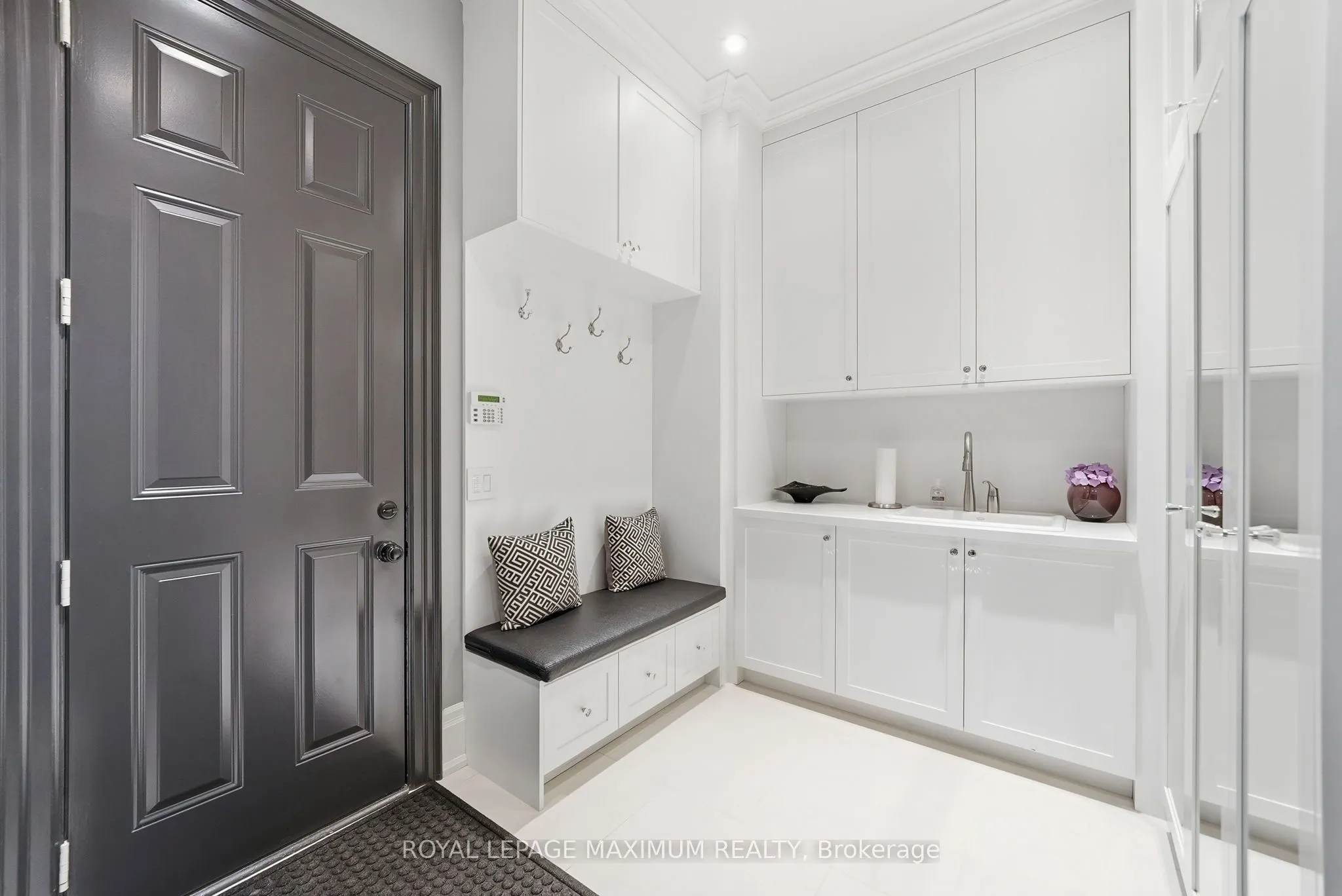 124 Annsleywood Court