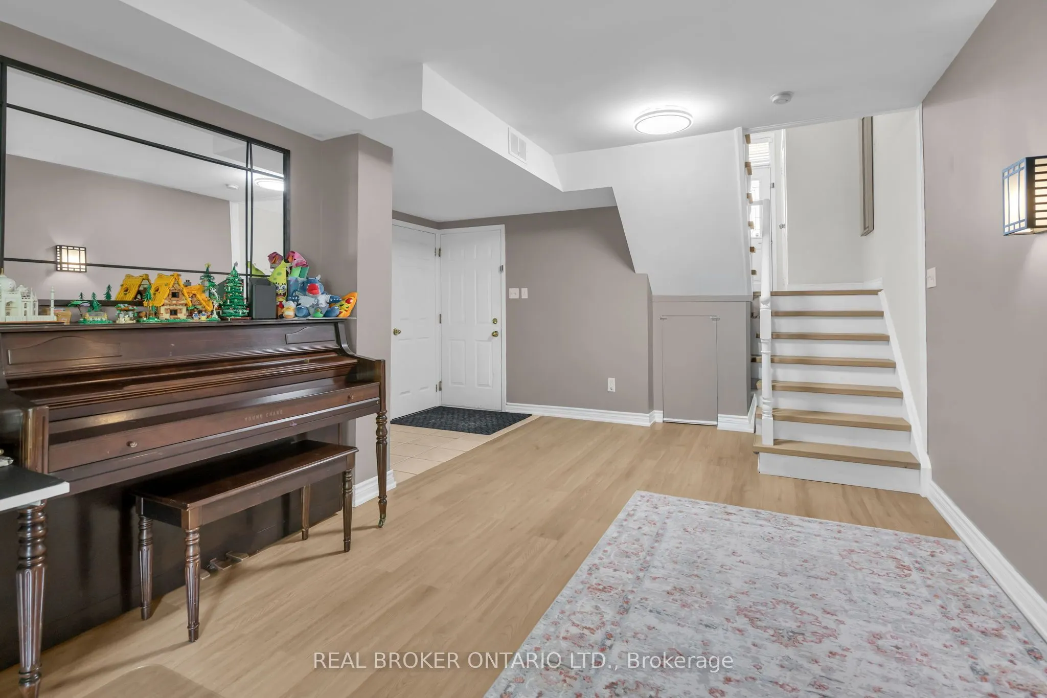 565 Bondi Avenue