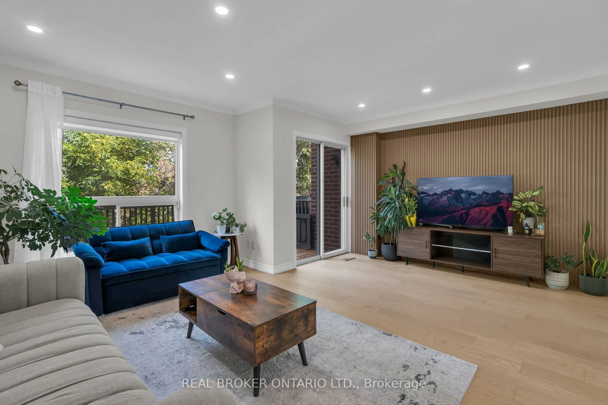 565 Bondi Avenue
