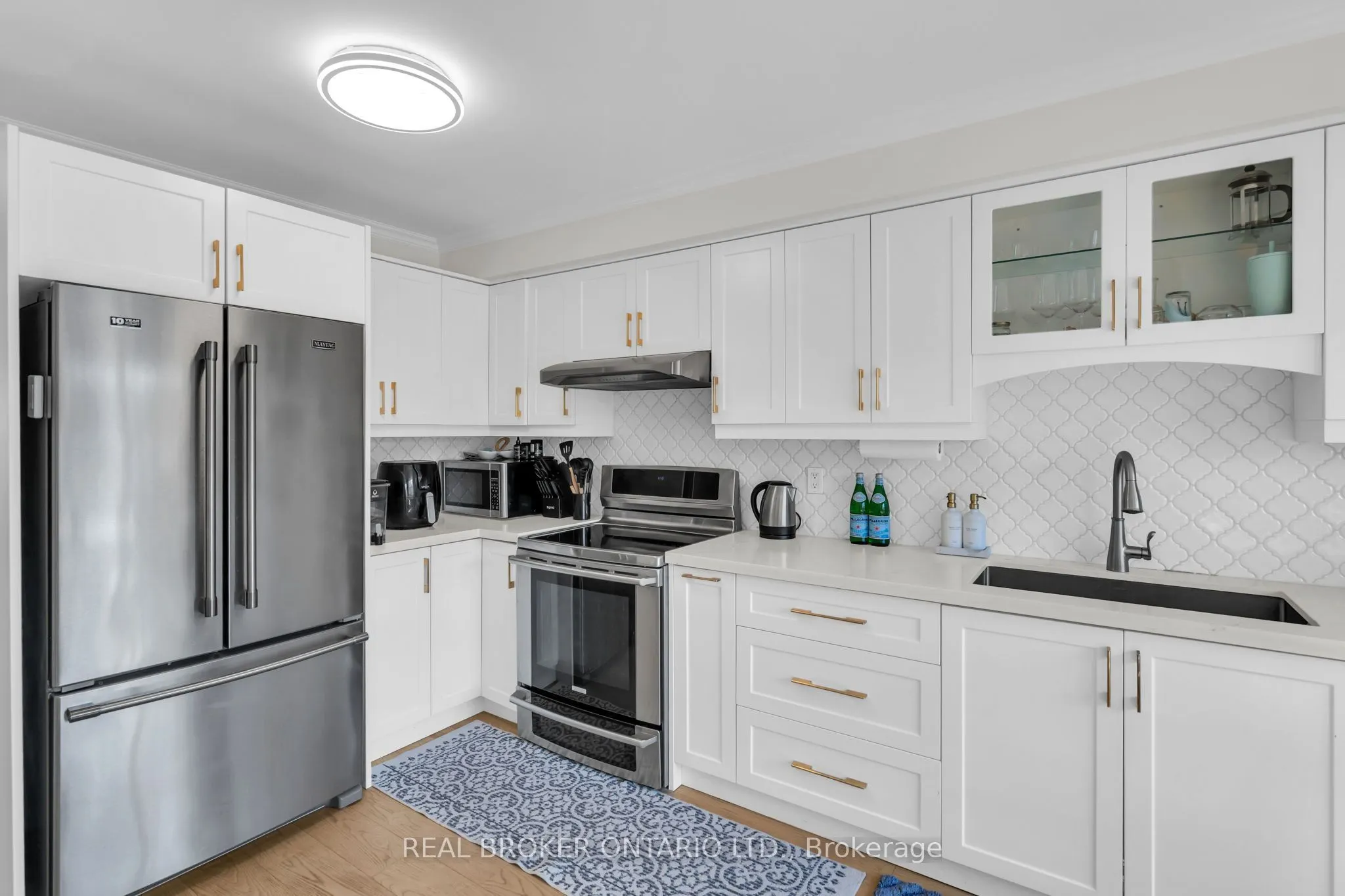 565 Bondi Avenue