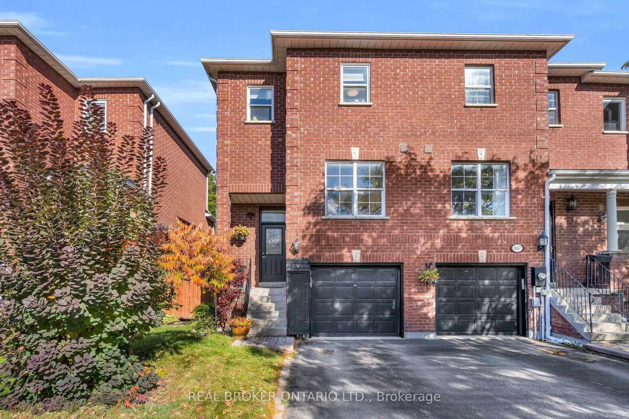 565 Bondi Avenue