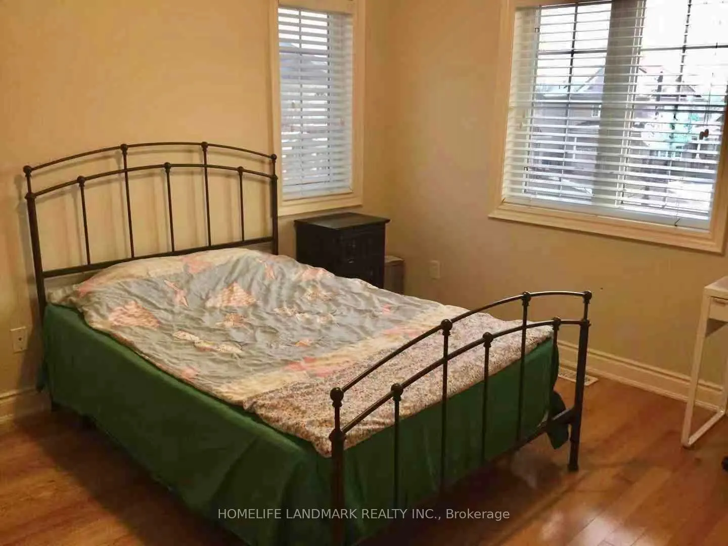 371 Dowson Loop