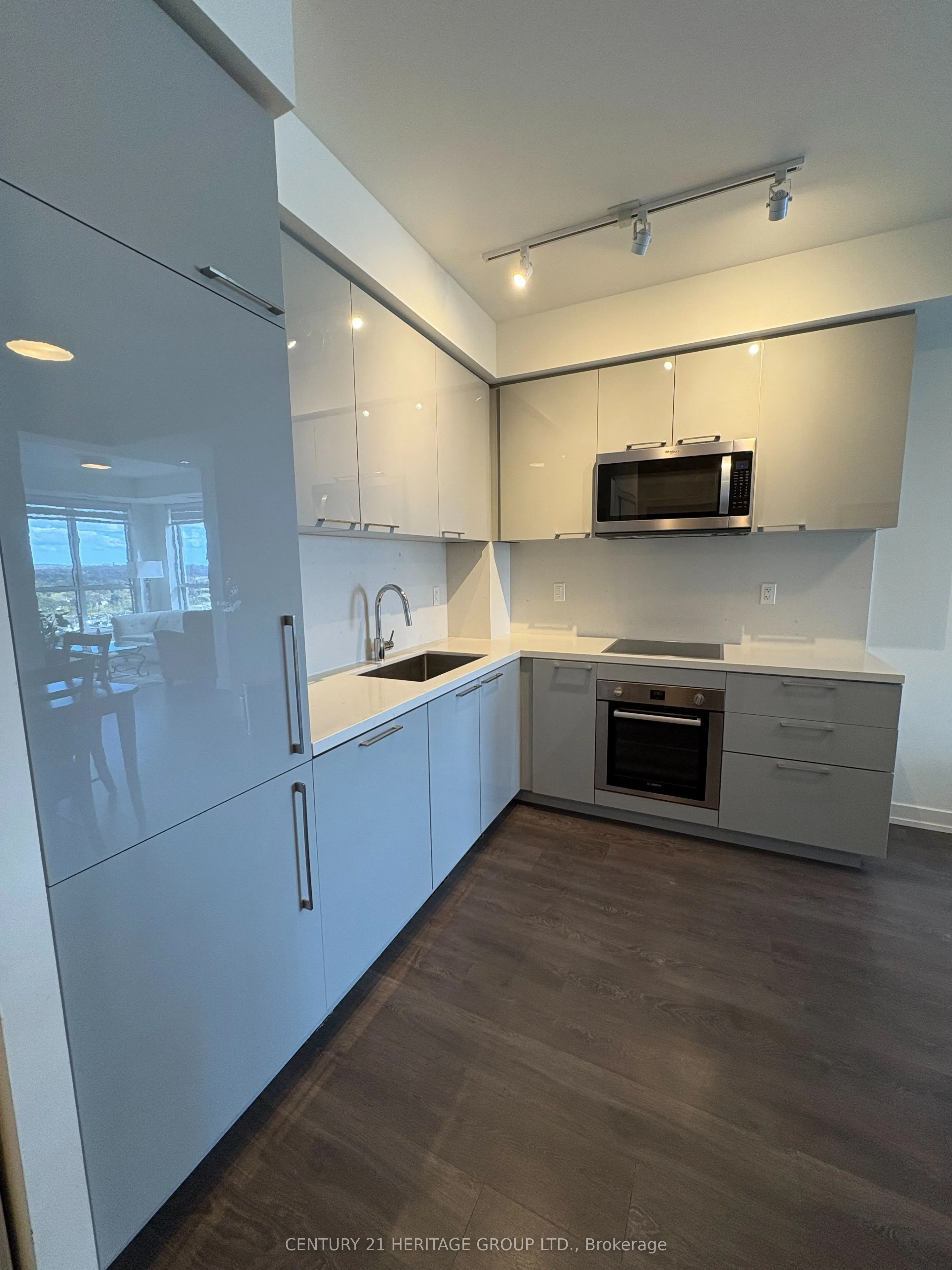 1 Grandview Avenue #1002