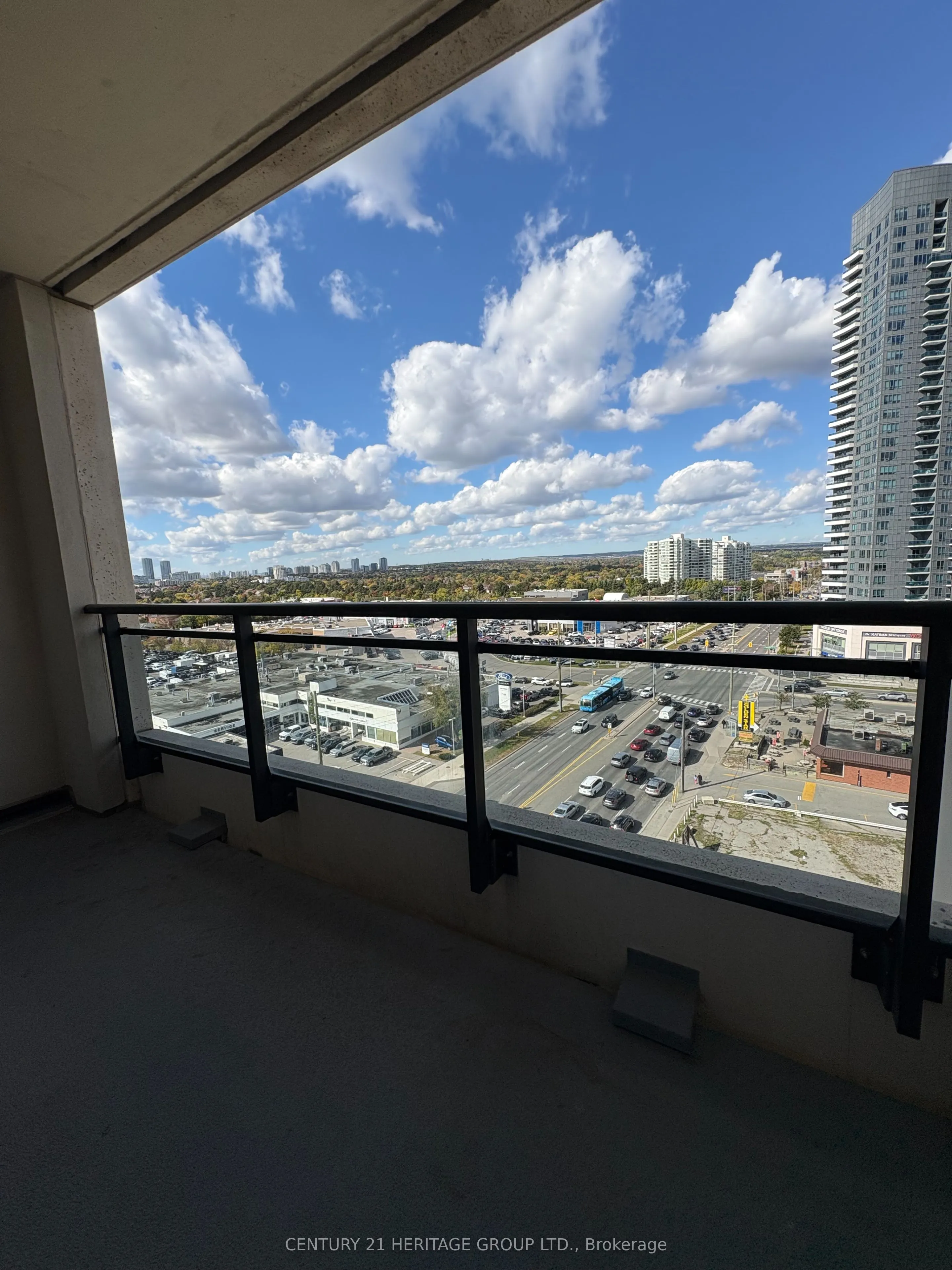 1 Grandview Avenue #1002