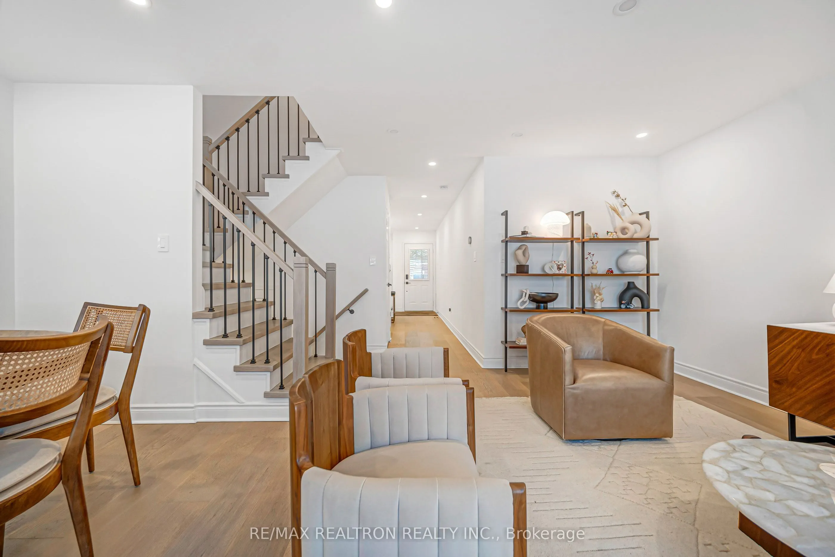 10 Macgregor Avenue