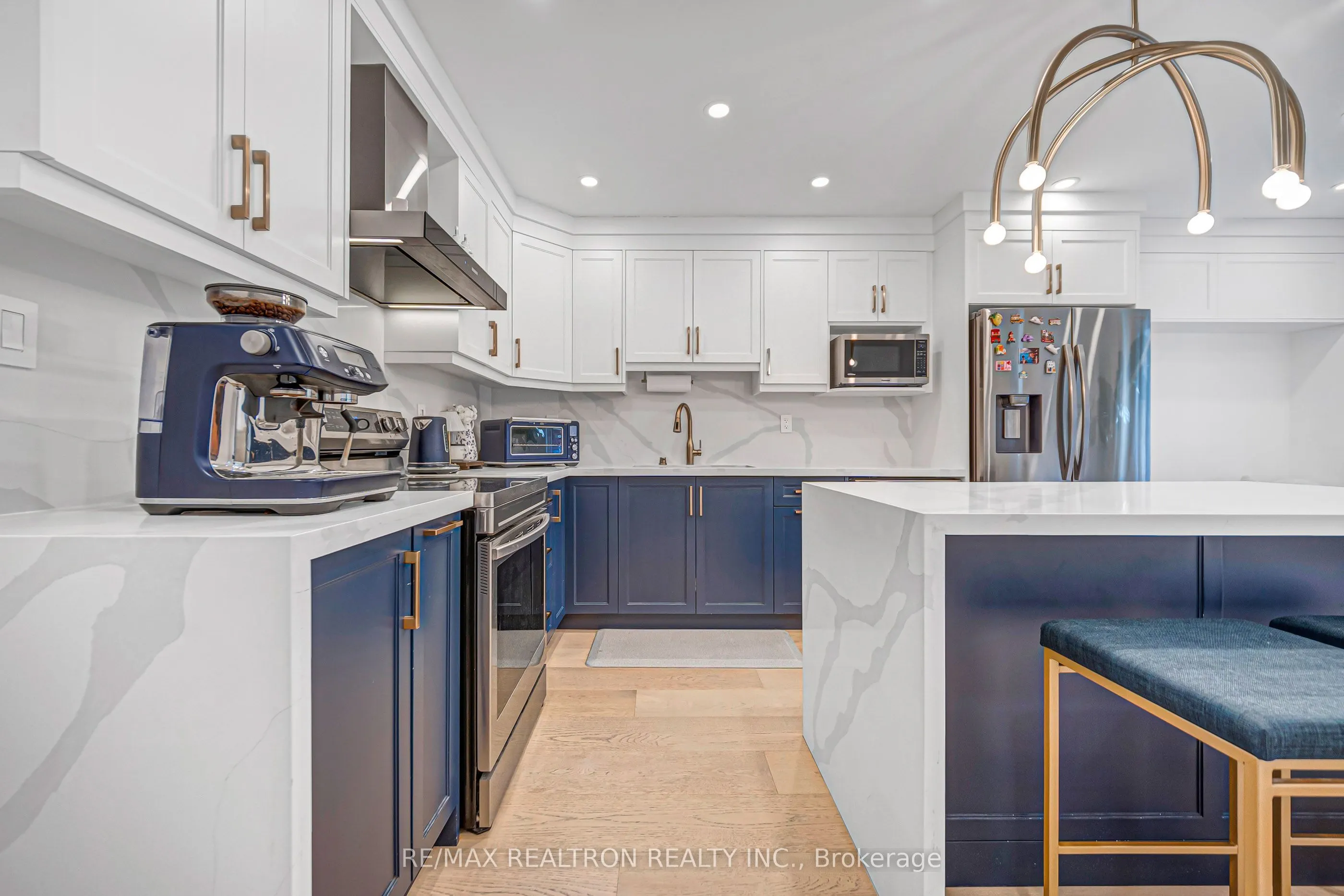 10 Macgregor Avenue
