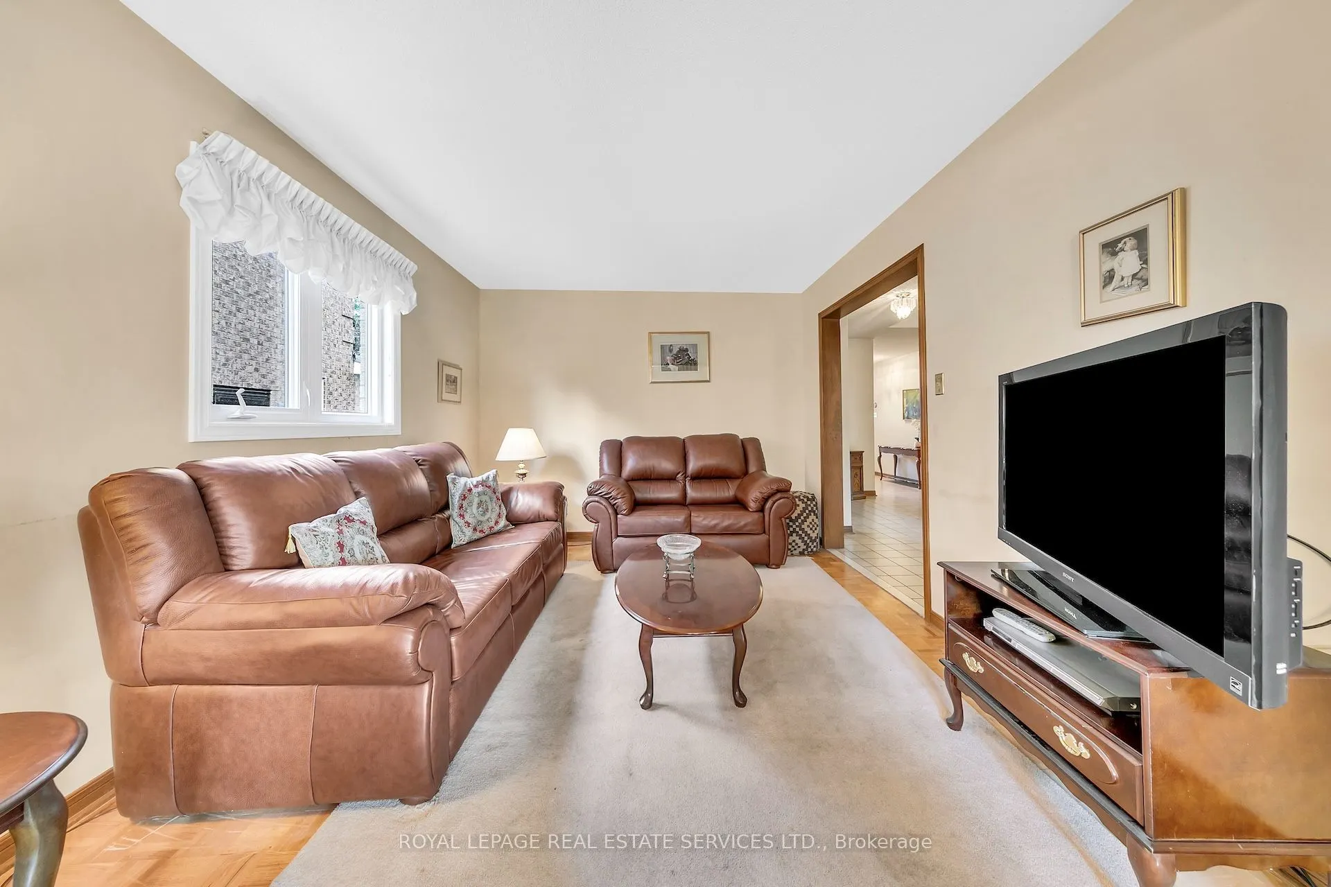 47 Velvet Crescent