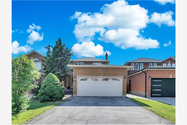 47 Velvet Crescent