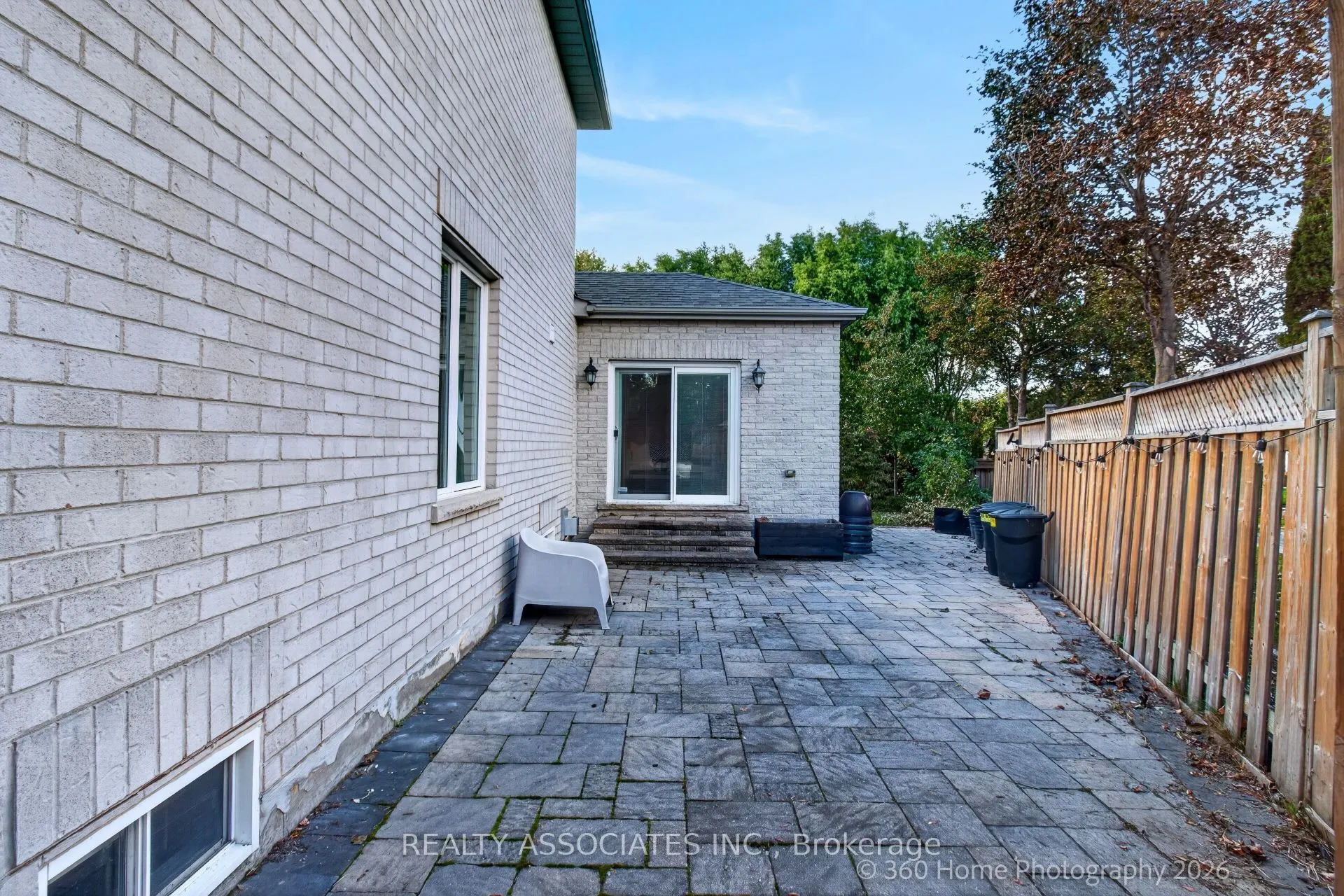 128 Coalbrook Court