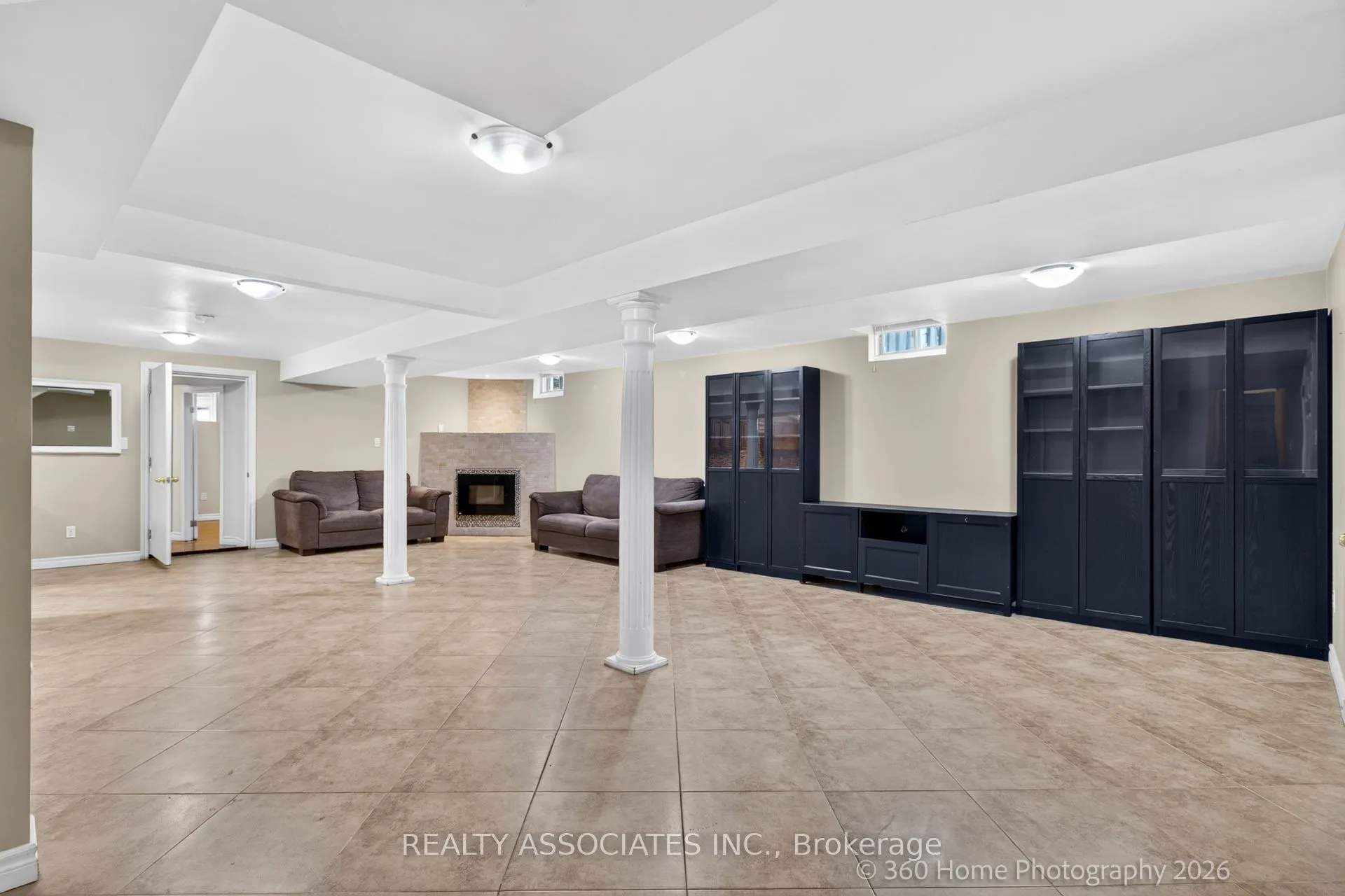 128 Coalbrook Court
