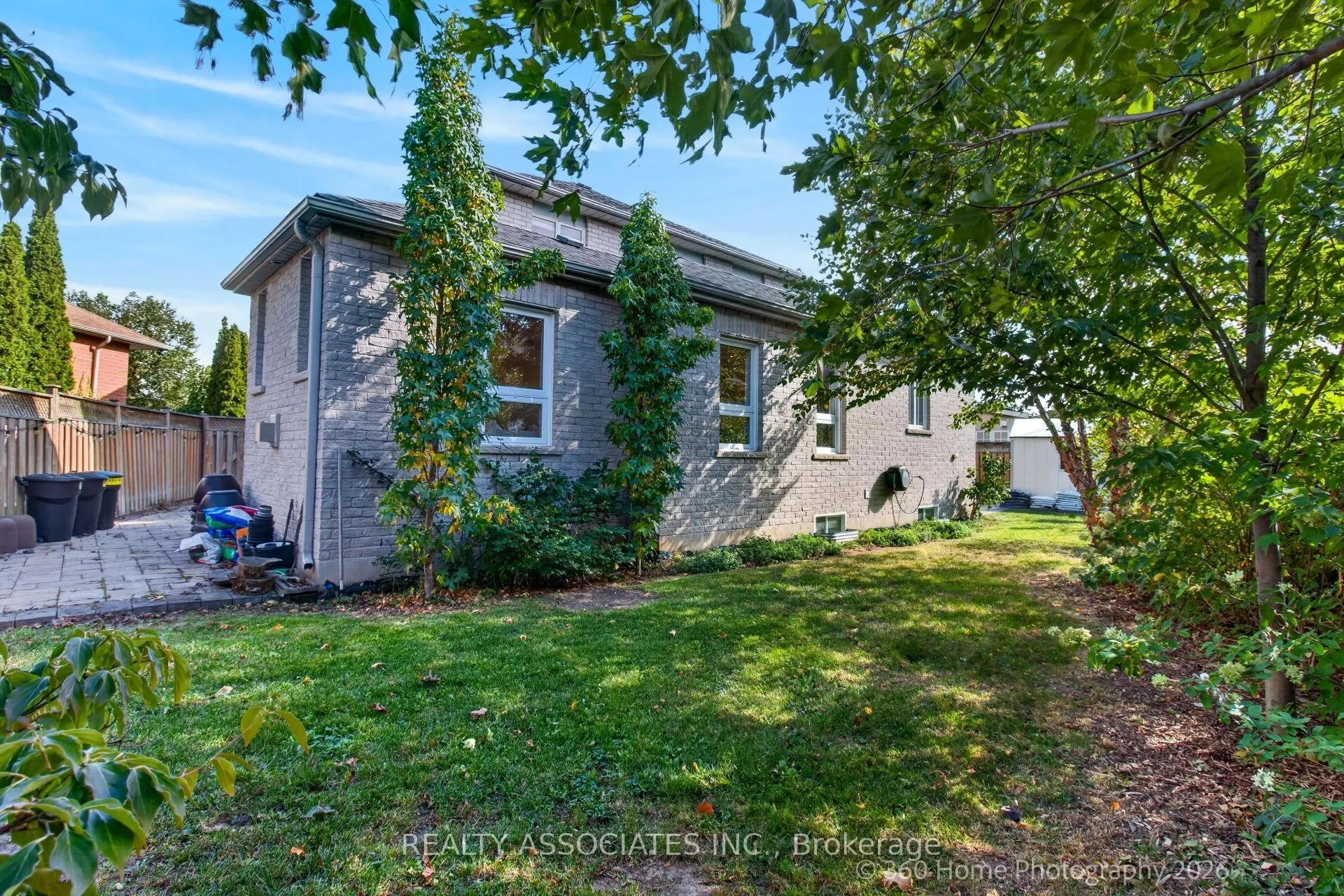 128 Coalbrook Court