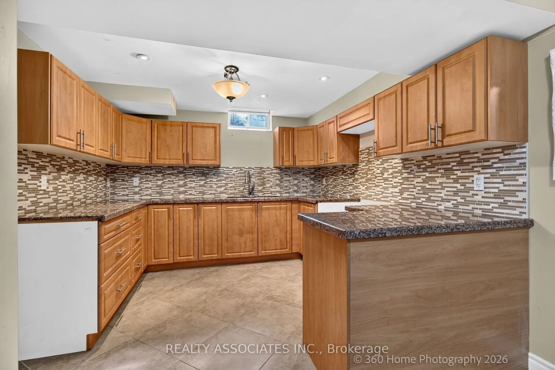 128 Coalbrook Court