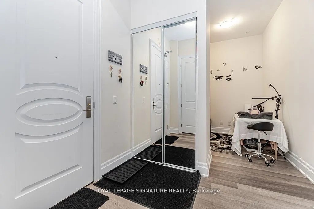 9085 Jane Street #108