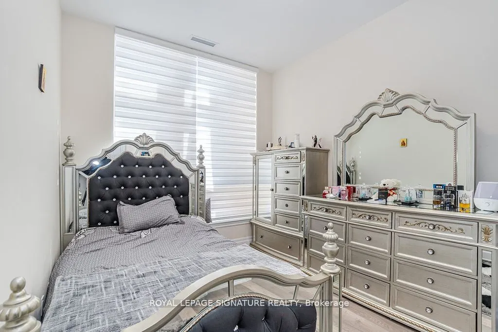 9085 Jane Street #108