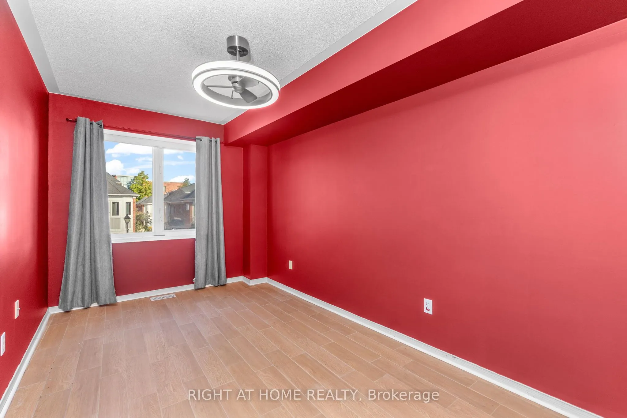 18 Clark Avenue W #176
