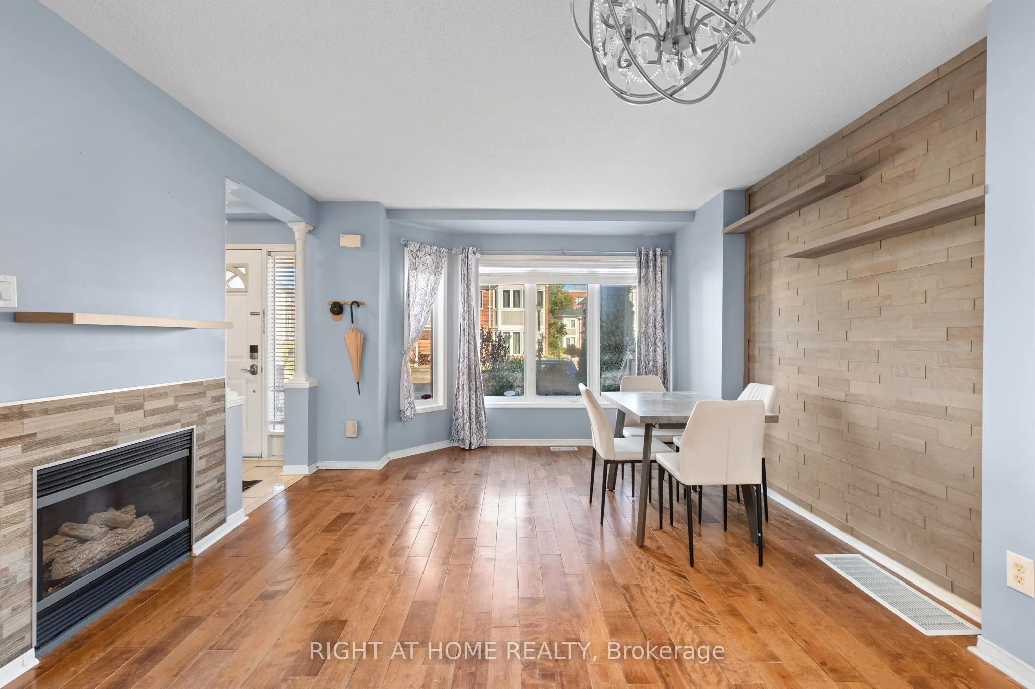 18 Clark Avenue W #176