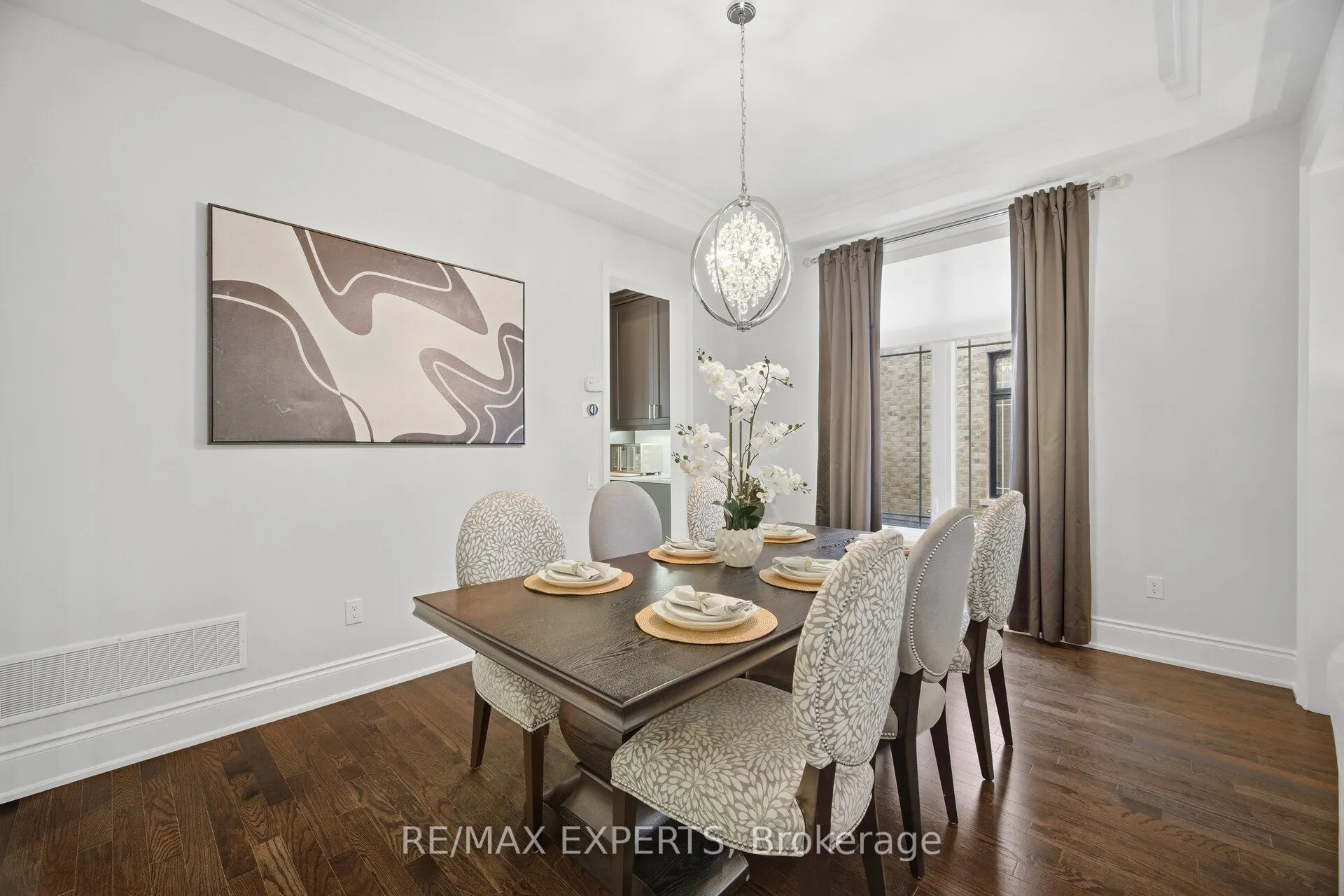 91 Woodgate Pines Drive
