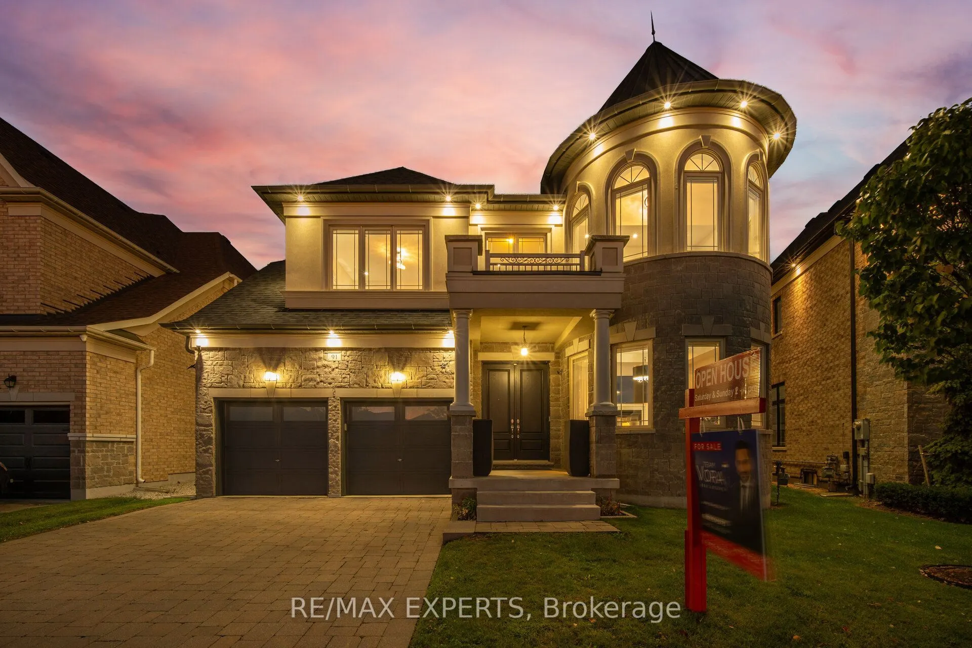 91 Woodgate Pines Drive