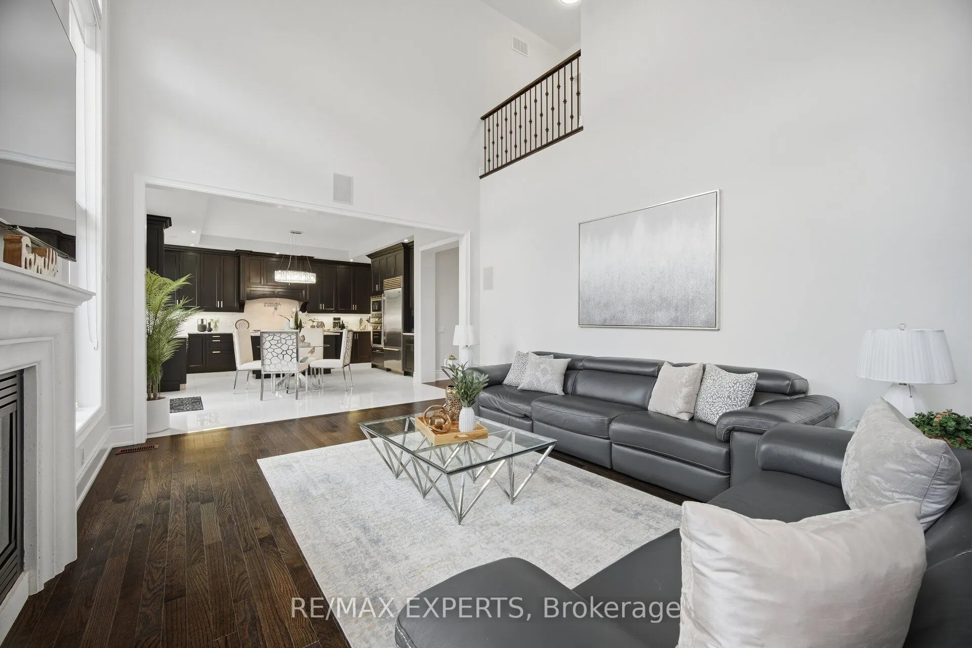 91 Woodgate Pines Drive